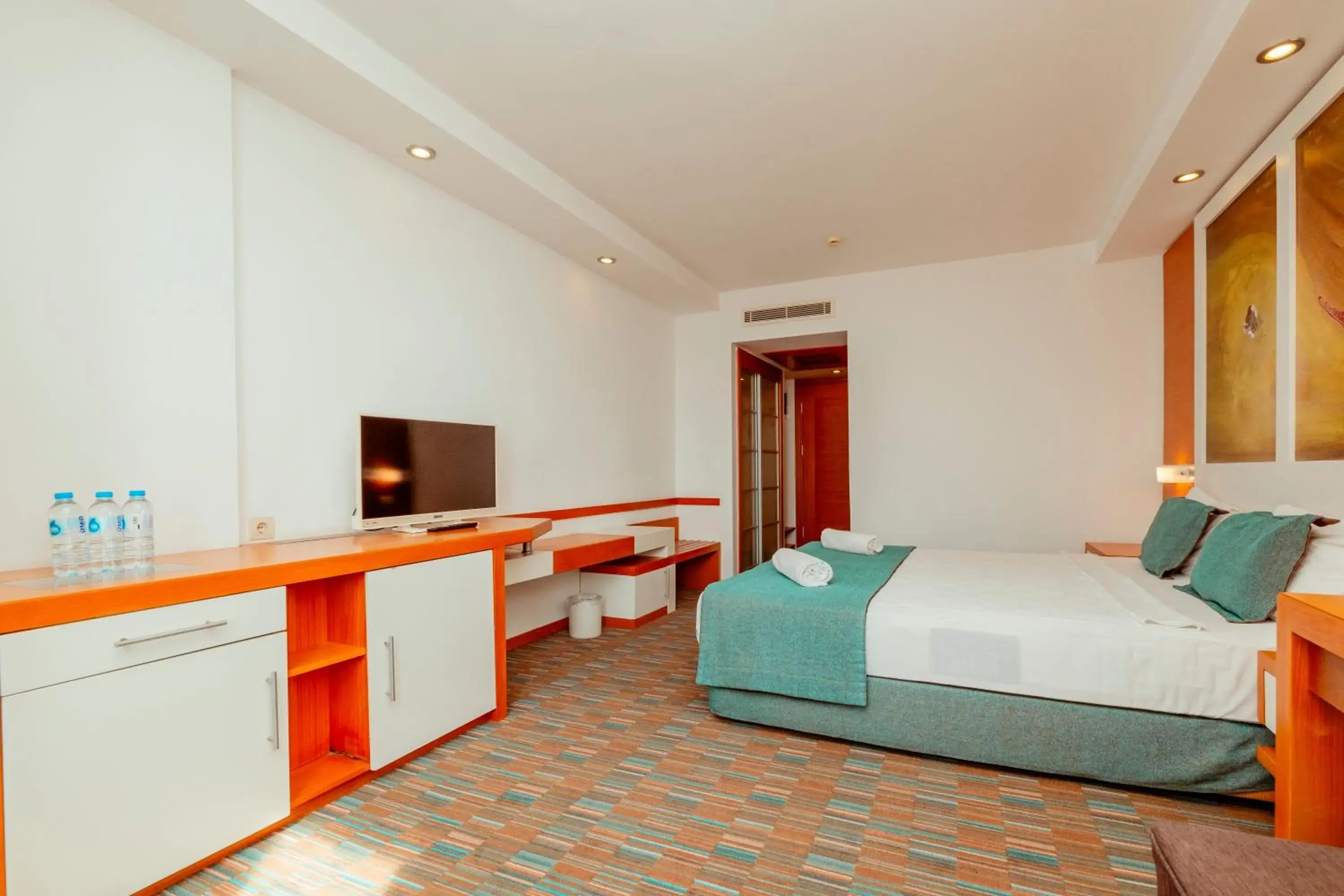 Standard Double or Twin Room in LADONIA HOTELS ADAKULE Standard Double or Twin Room in LADONIA HOTELS ADAKULE