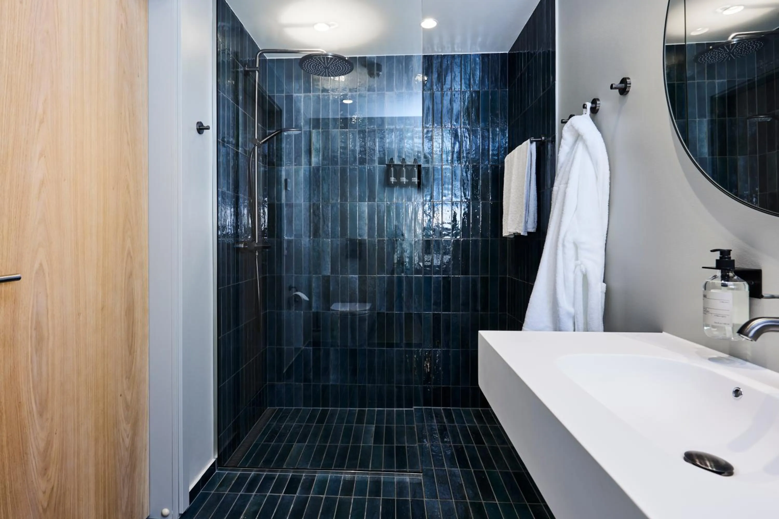 Bathroom in Kirk Suites