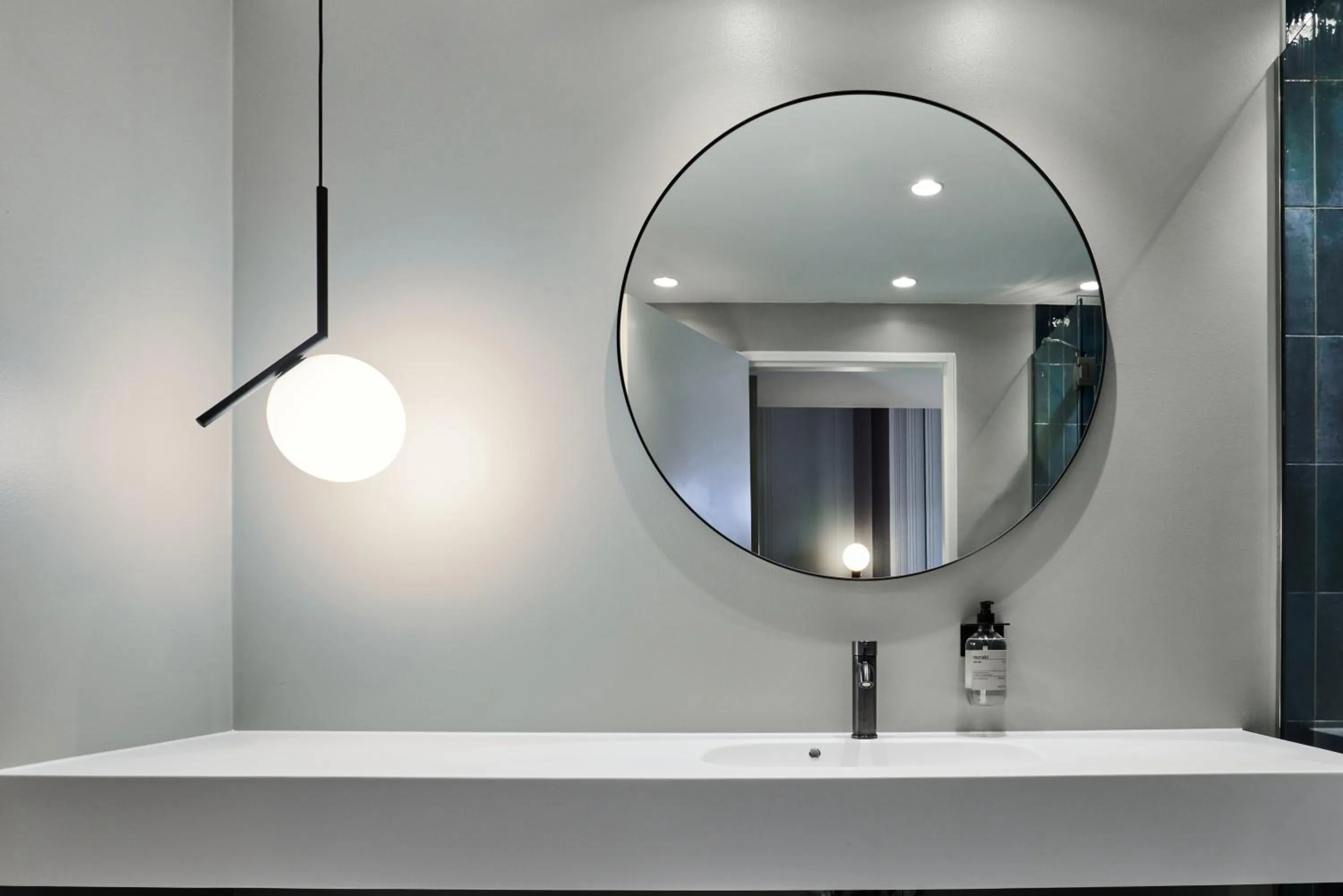 Bathroom in Kirk Suites