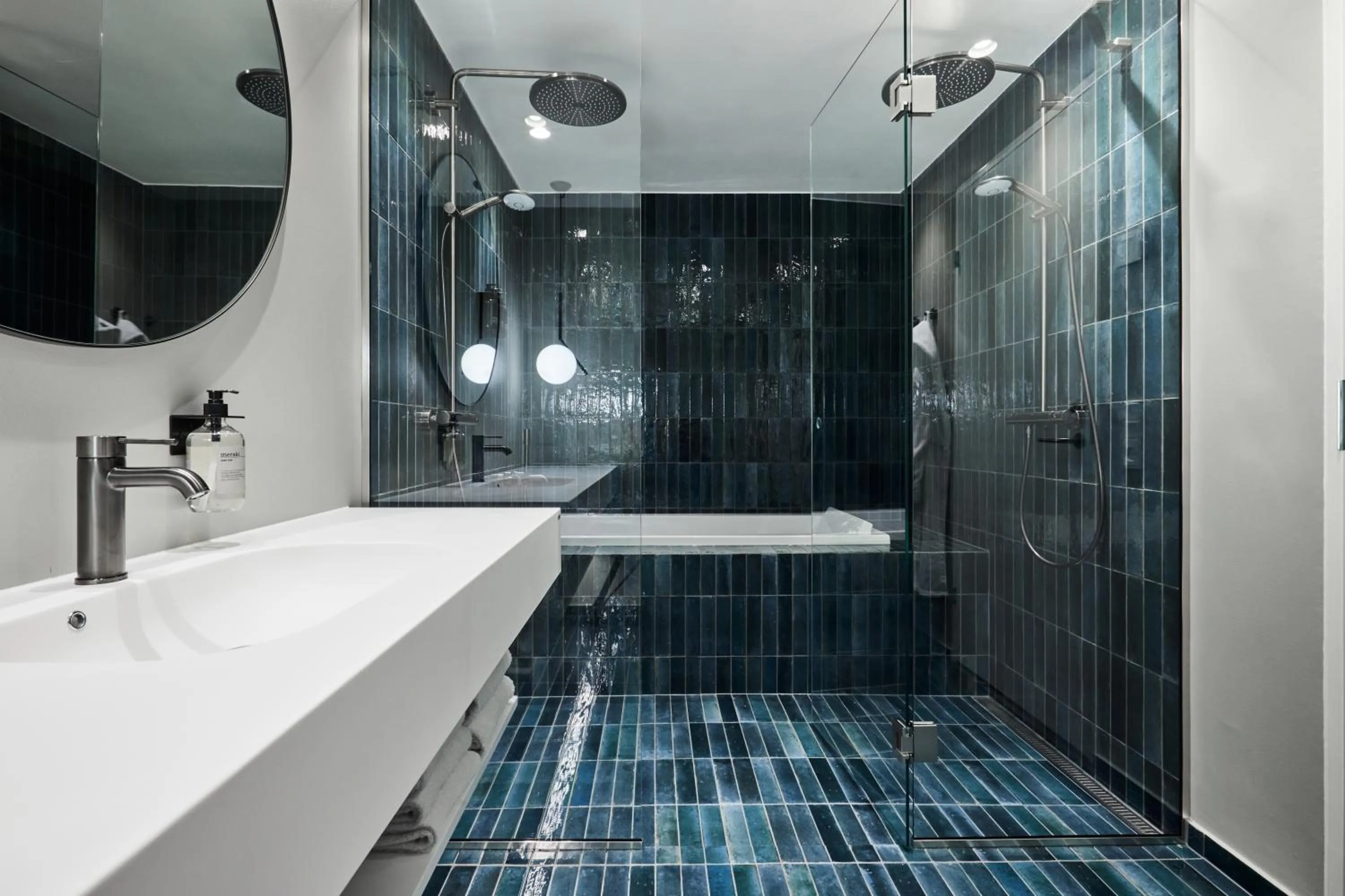 Bathroom in Kirk Suites