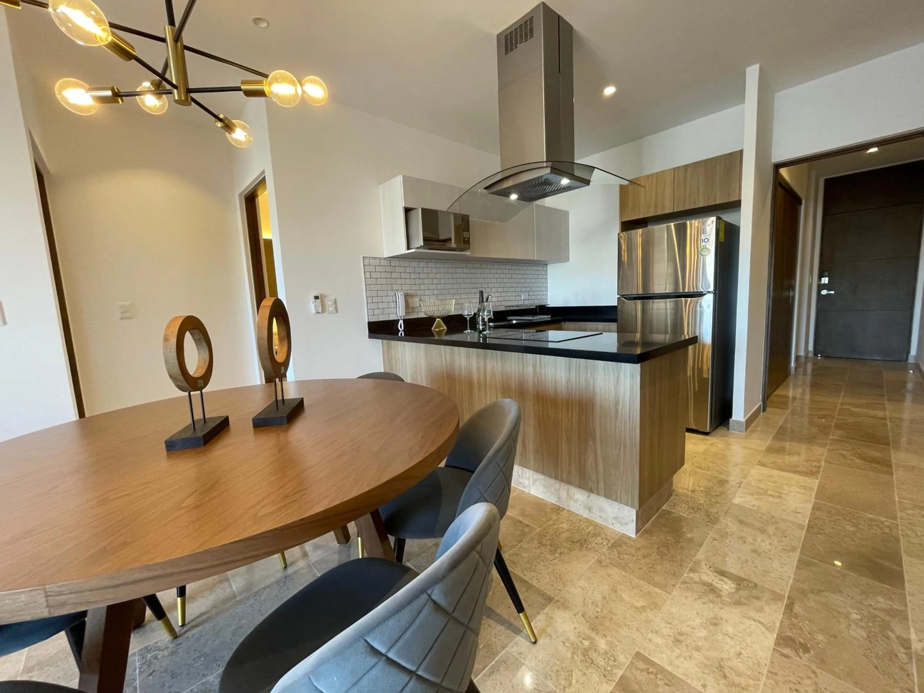 Kitchen or kitchenette in New & Equipped Apartment Steps From The Beach With Pool Jacuzzi By Yeah