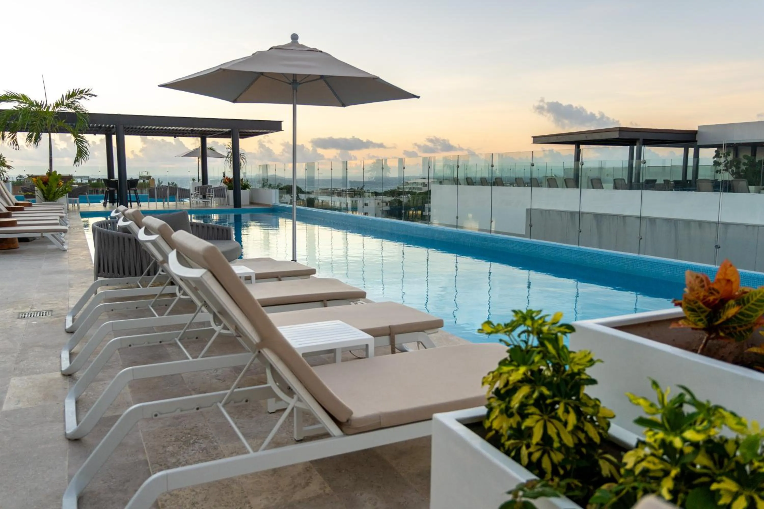 Balcony/Terrace in New & Equipped Apartment Steps From The Beach With Pool Jacuzzi By Yeah