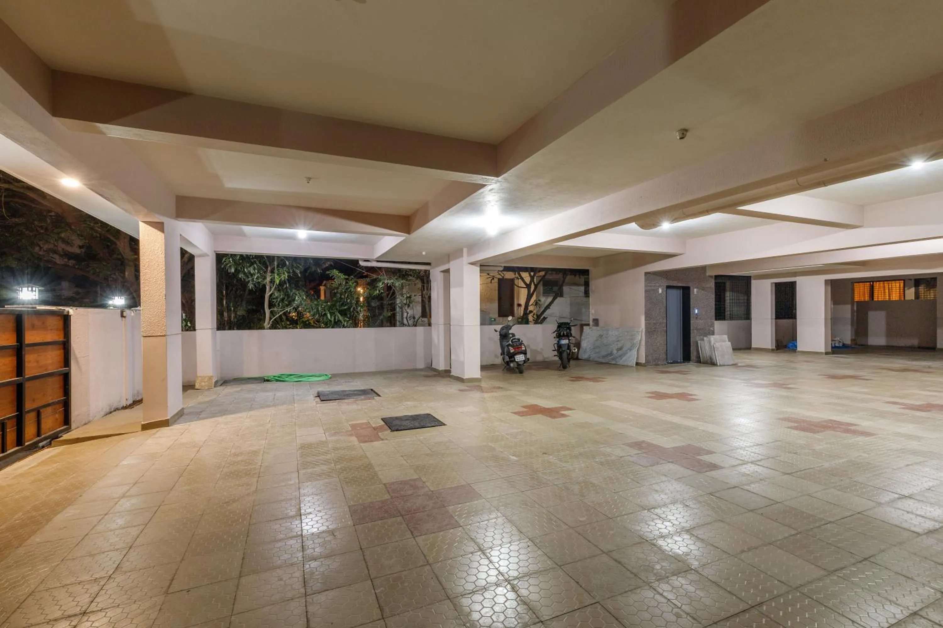 Property building in SPLENDID SHUBHAM SERVICED APARTMENTS