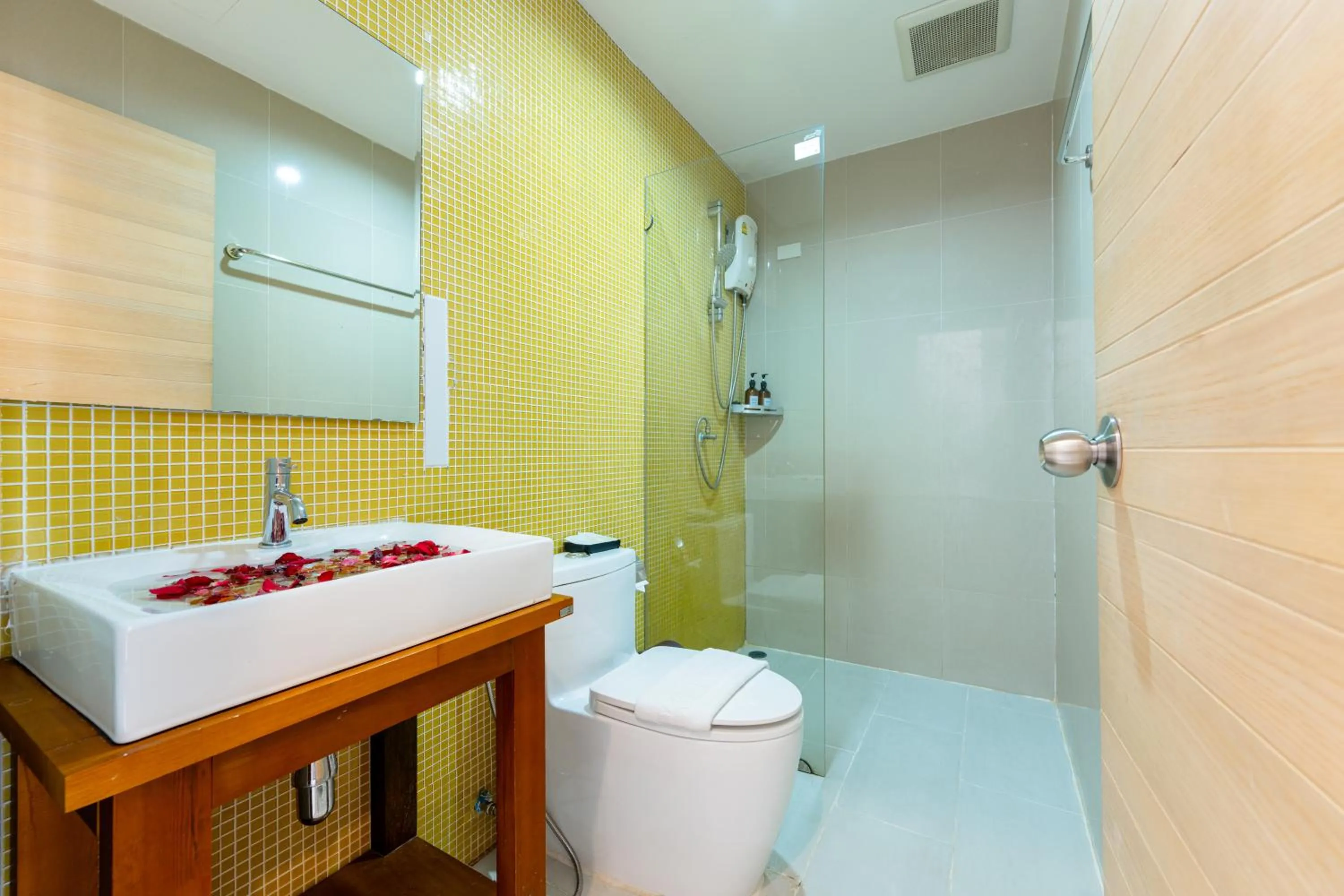 Bathroom in La Vista Patong Hotel