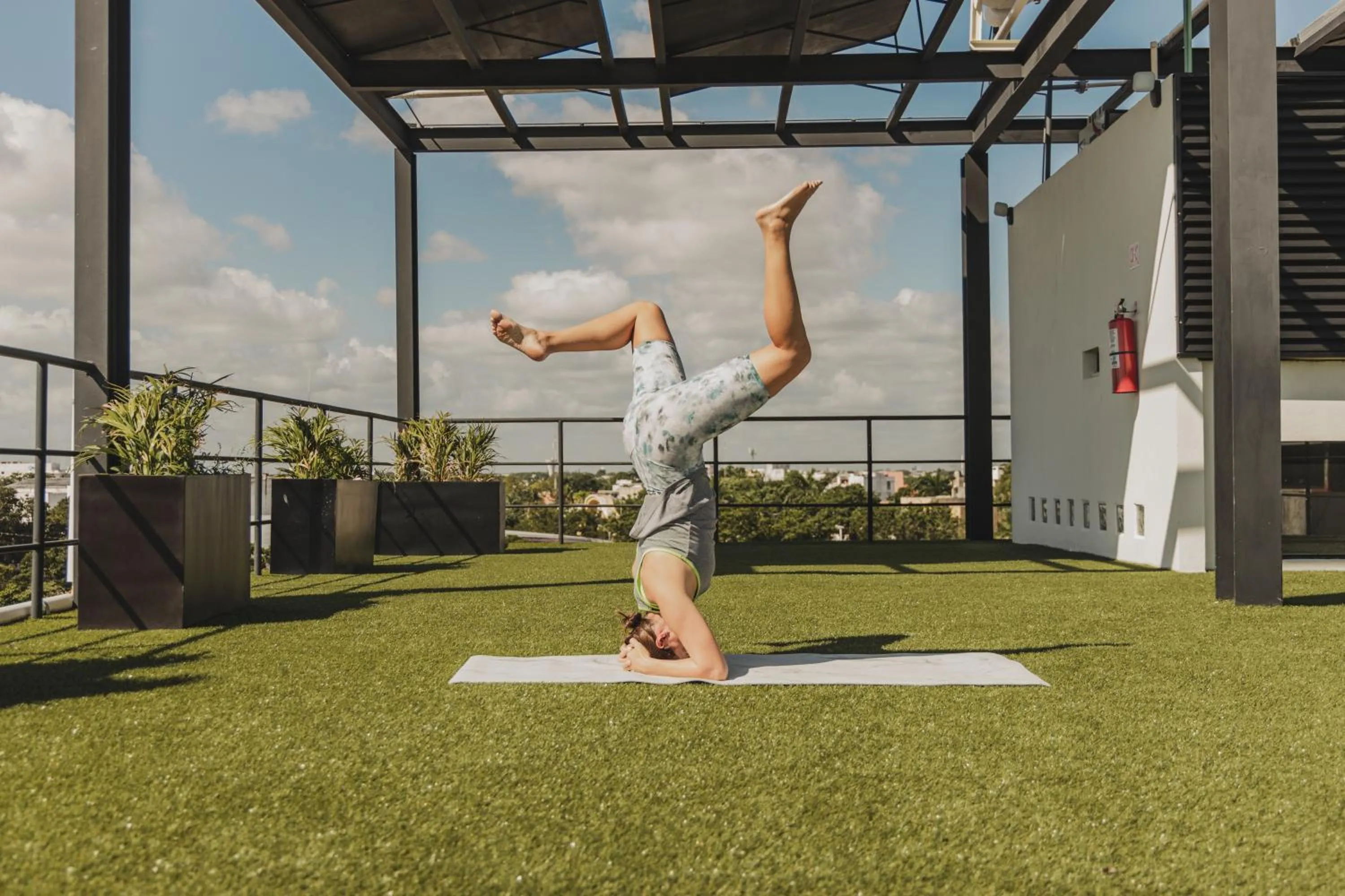 Patio in Caleta Hostel Rooftop & Pool