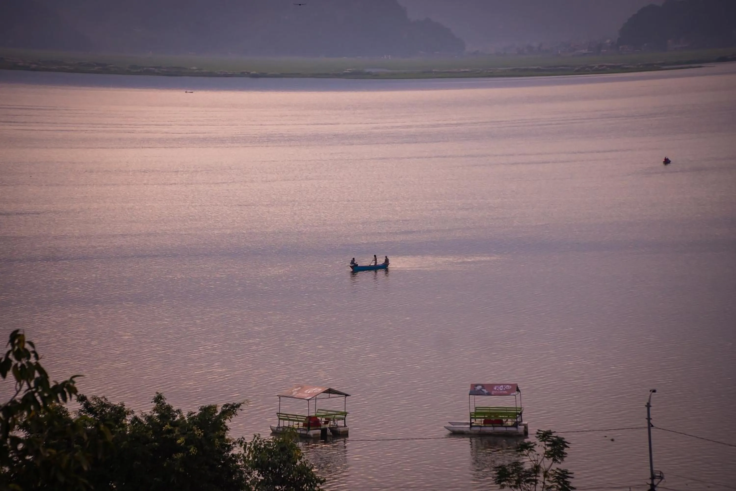 Lake view in Hotel Fewa Camp