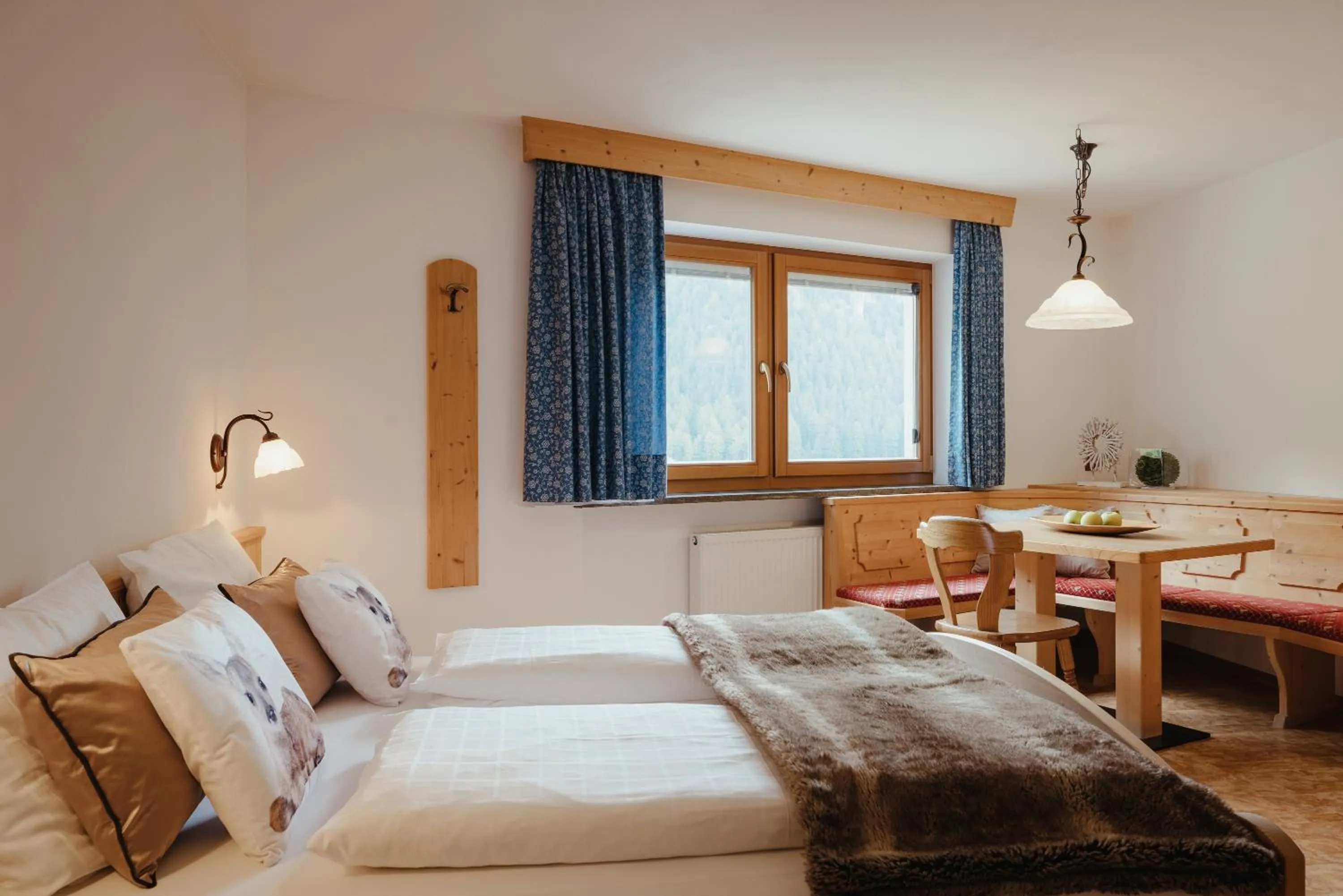 Photo of the whole room, Bed in Oberaldoss Residence Wellness