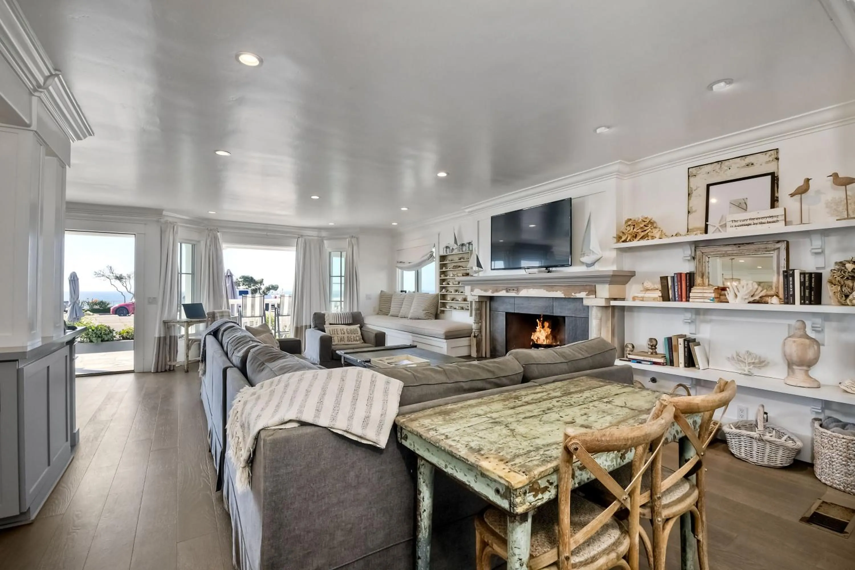 Luxury Ocean Views & Steps To The Sand - Tower 36 Lower Condo Unit