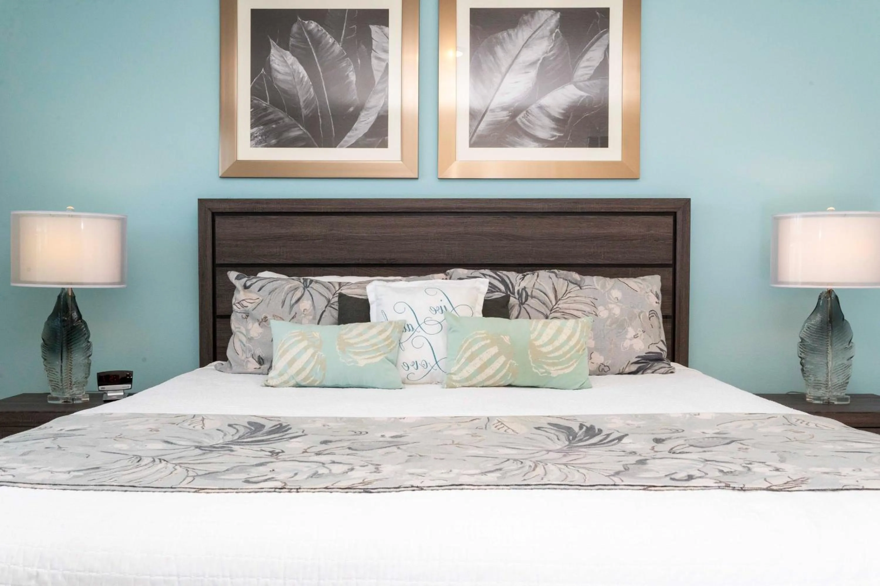 Bed in Marvelous 7 Bd w/ Pool Close to Disney @ Solterra 6086