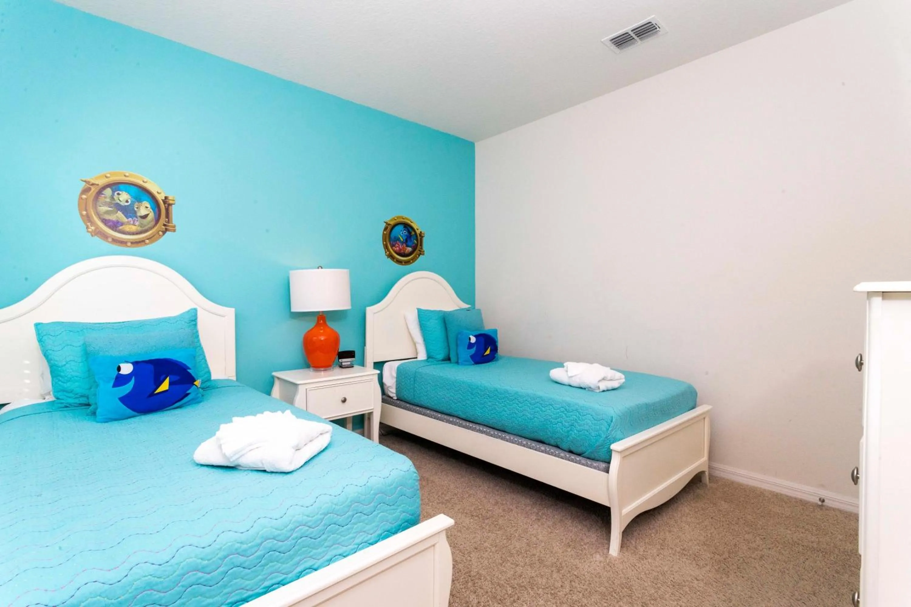 Bed in Marvelous 7 Bd w/ Pool Close to Disney @ Solterra 6086
