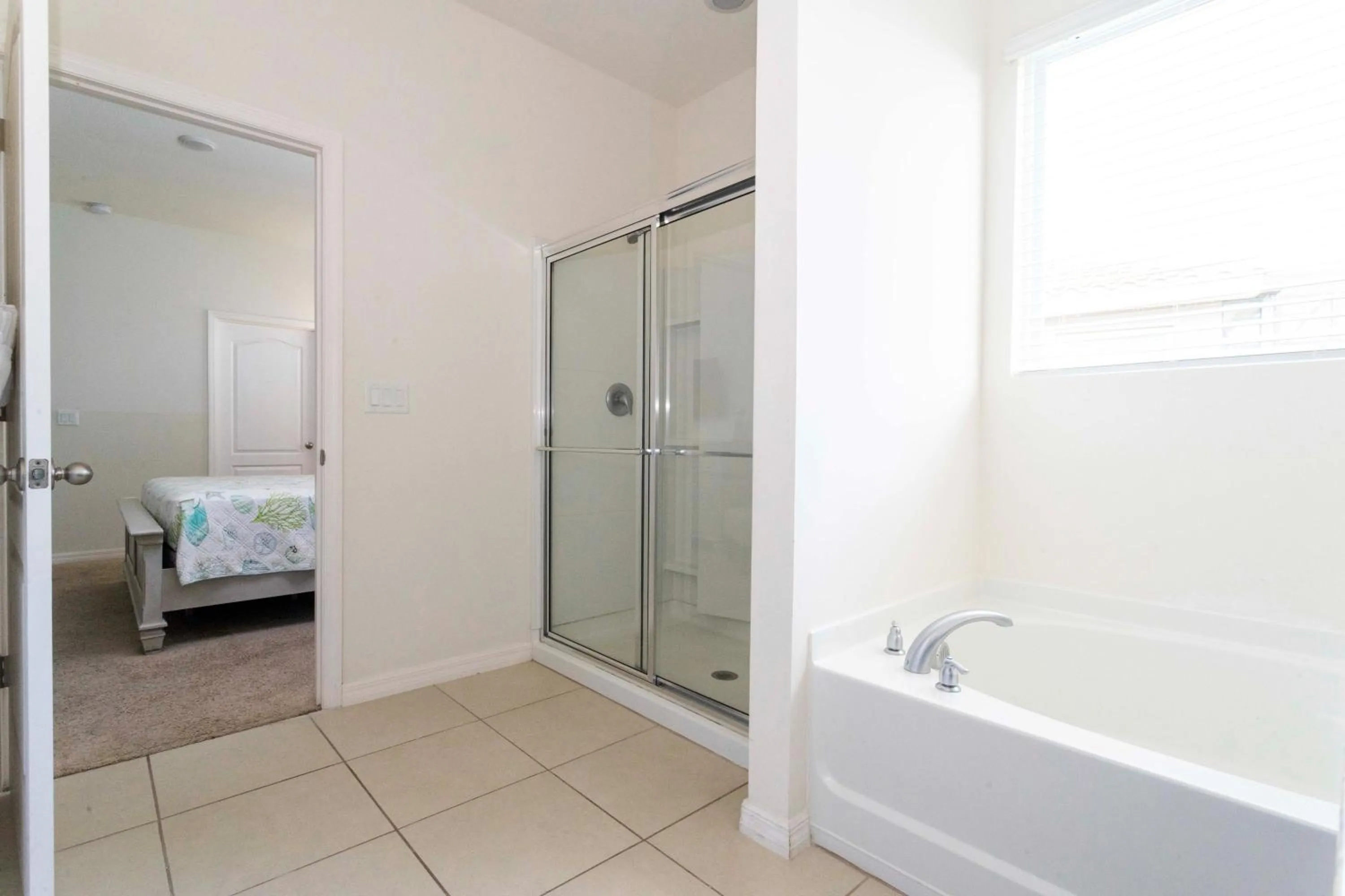 Bed in Marvelous 7 Bd w/ Pool Close to Disney @ Solterra 6086