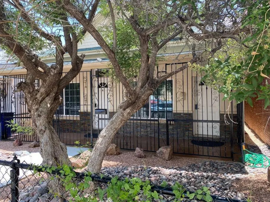 Property building in Close to All, Restfull, Cozy Duplex B in Downtown, UTEP, Hospitals
