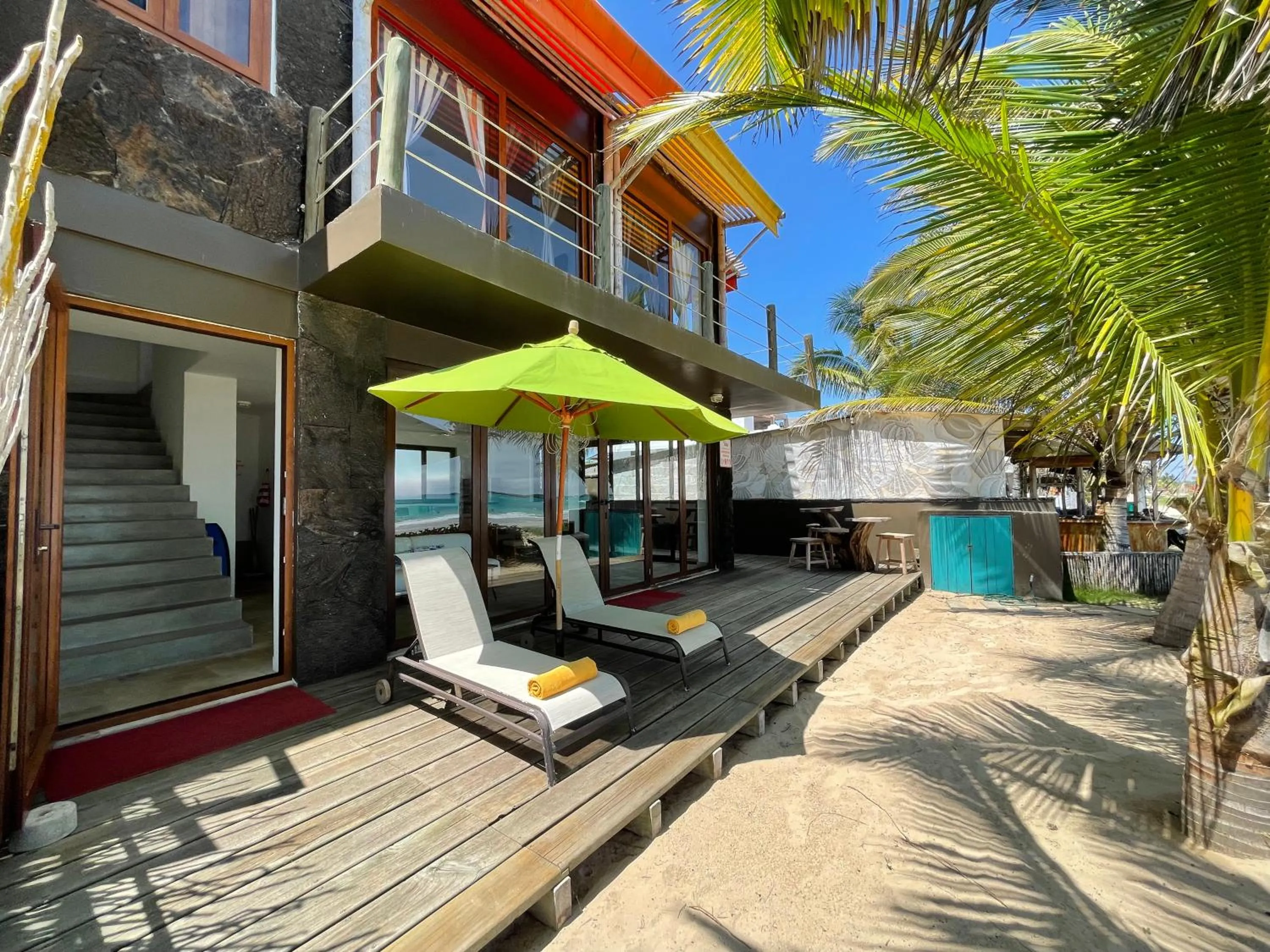 Property building in Mi Playa Galapagos Beachfront Apartments