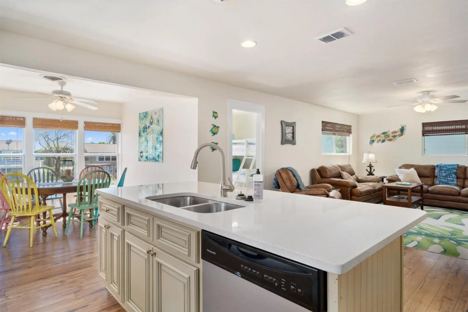 Property building in Catch & Play on Estes Bay