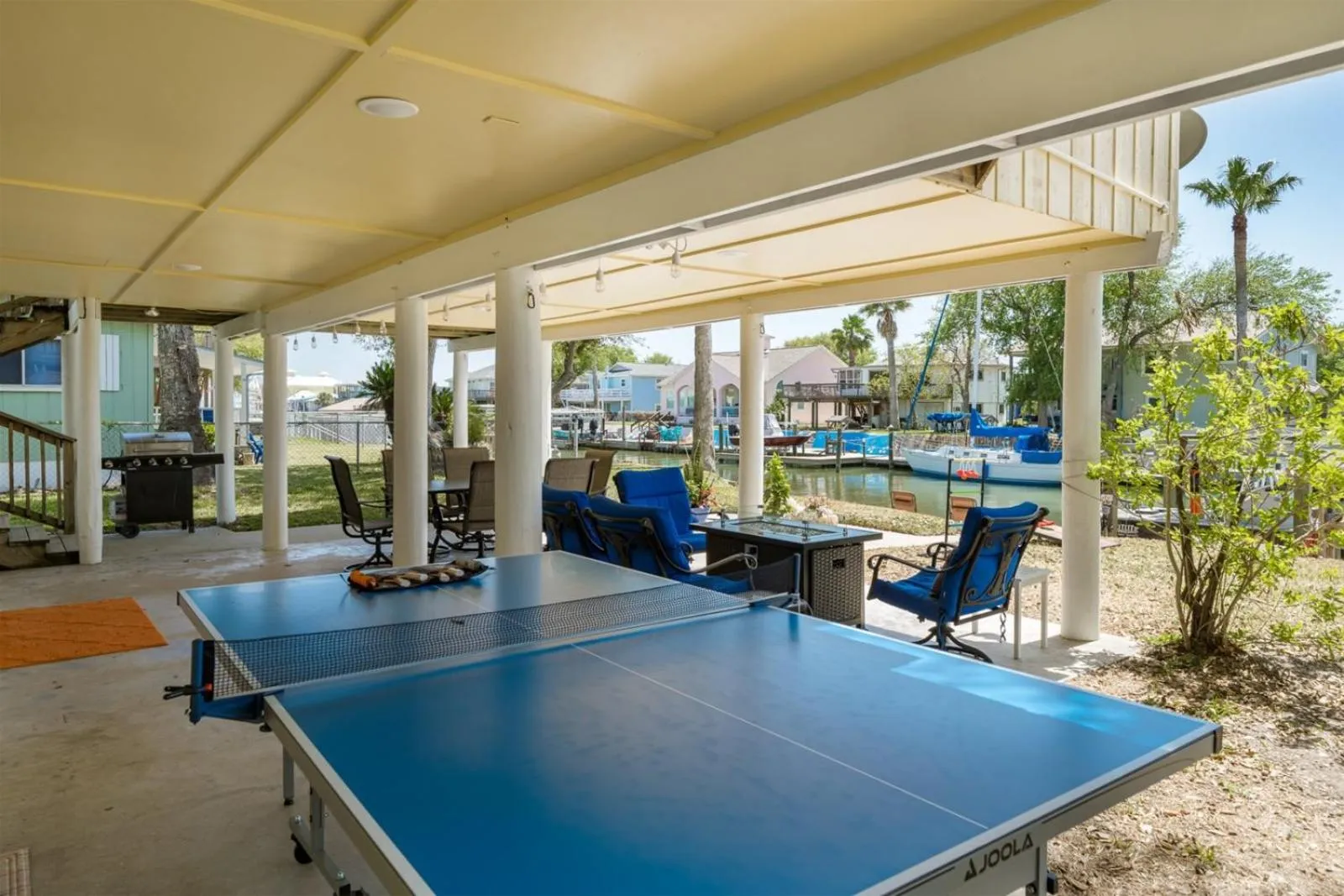 Property building in Catch & Play on Estes Bay