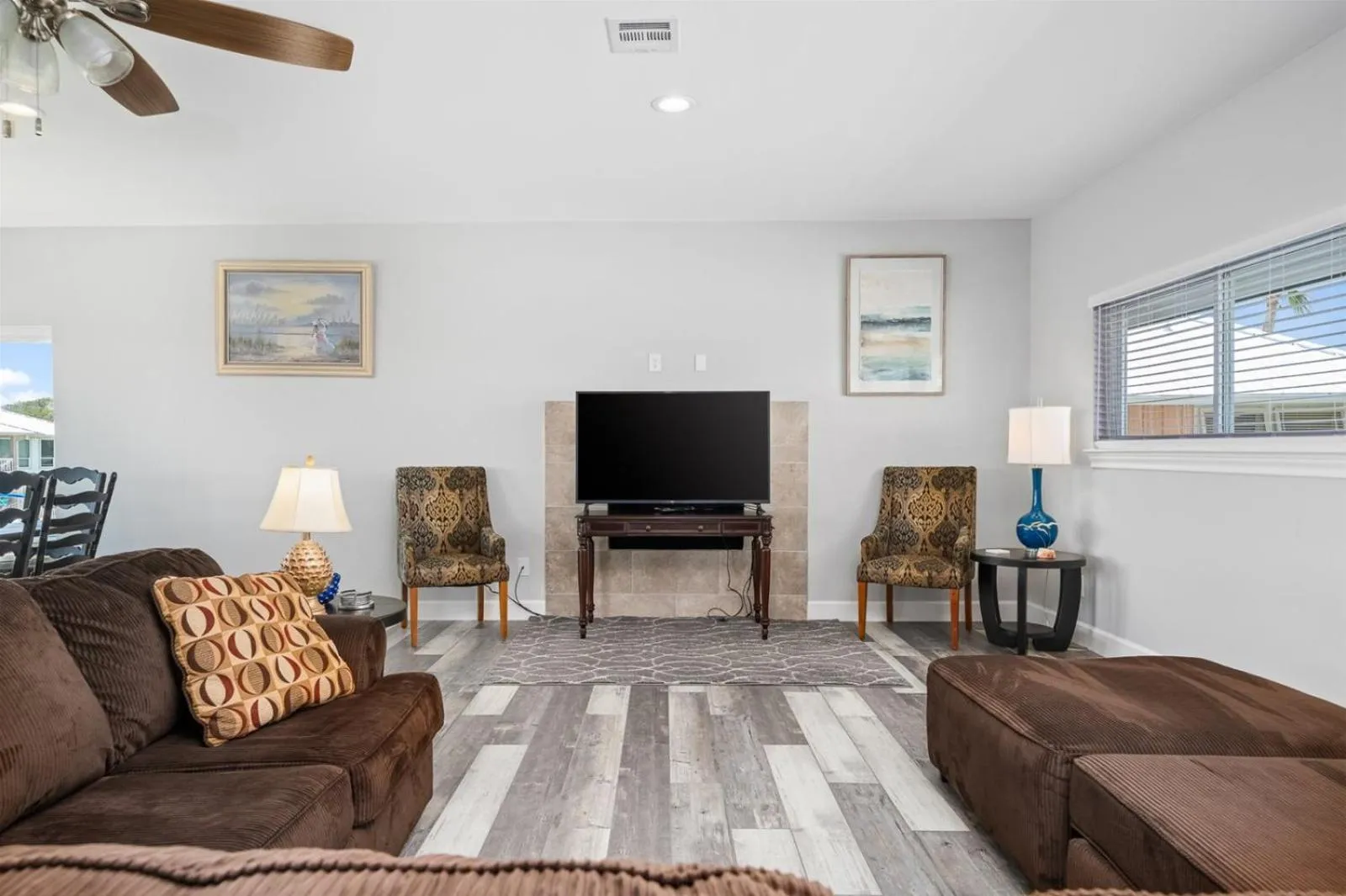 Property building in Edgewater Escape