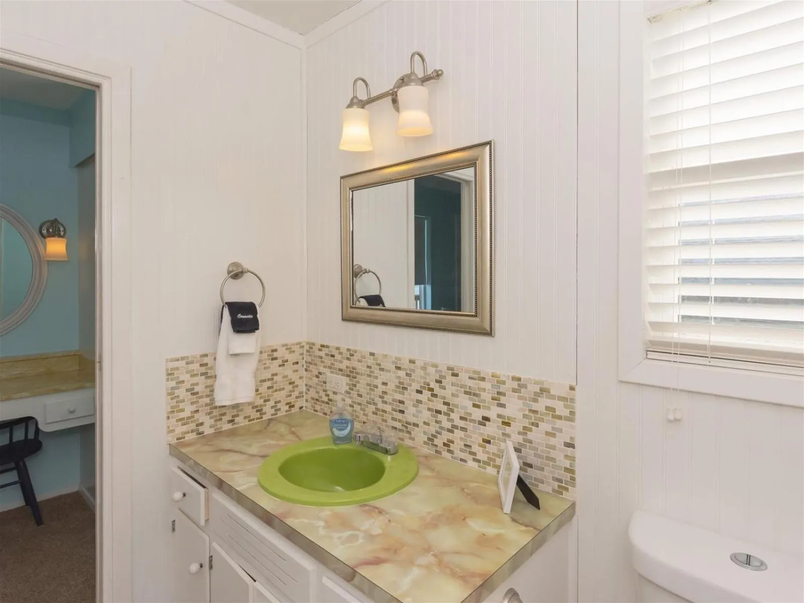 Property building in Fisherman Luv