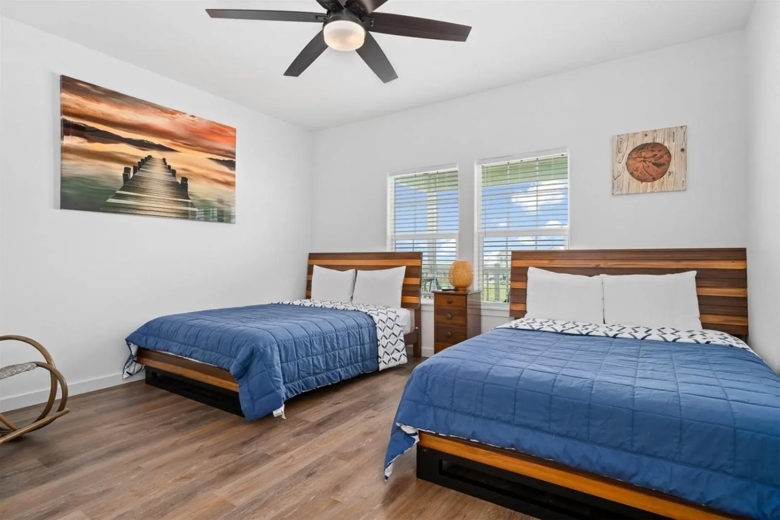 Property building, Bed in Lucky13