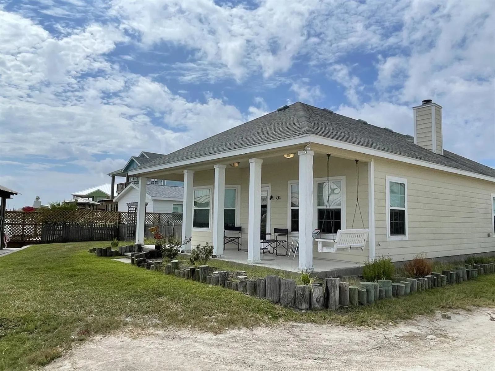 Property building in Mermaid Bay