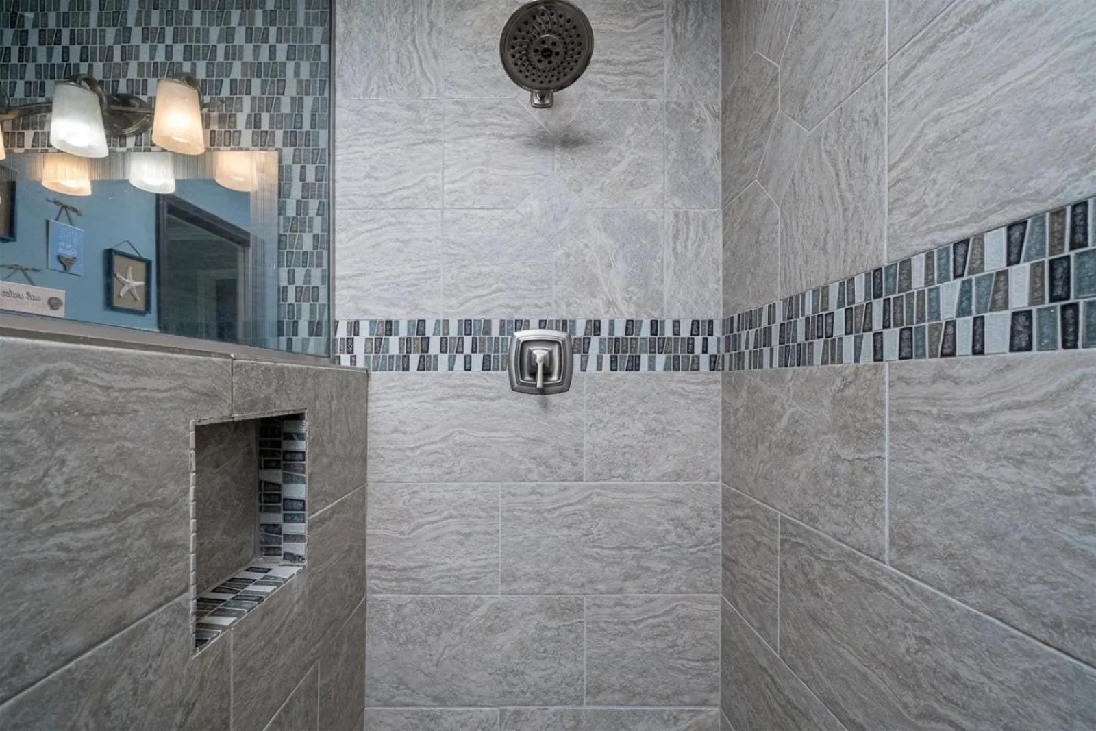 Property building in Texas Tiki