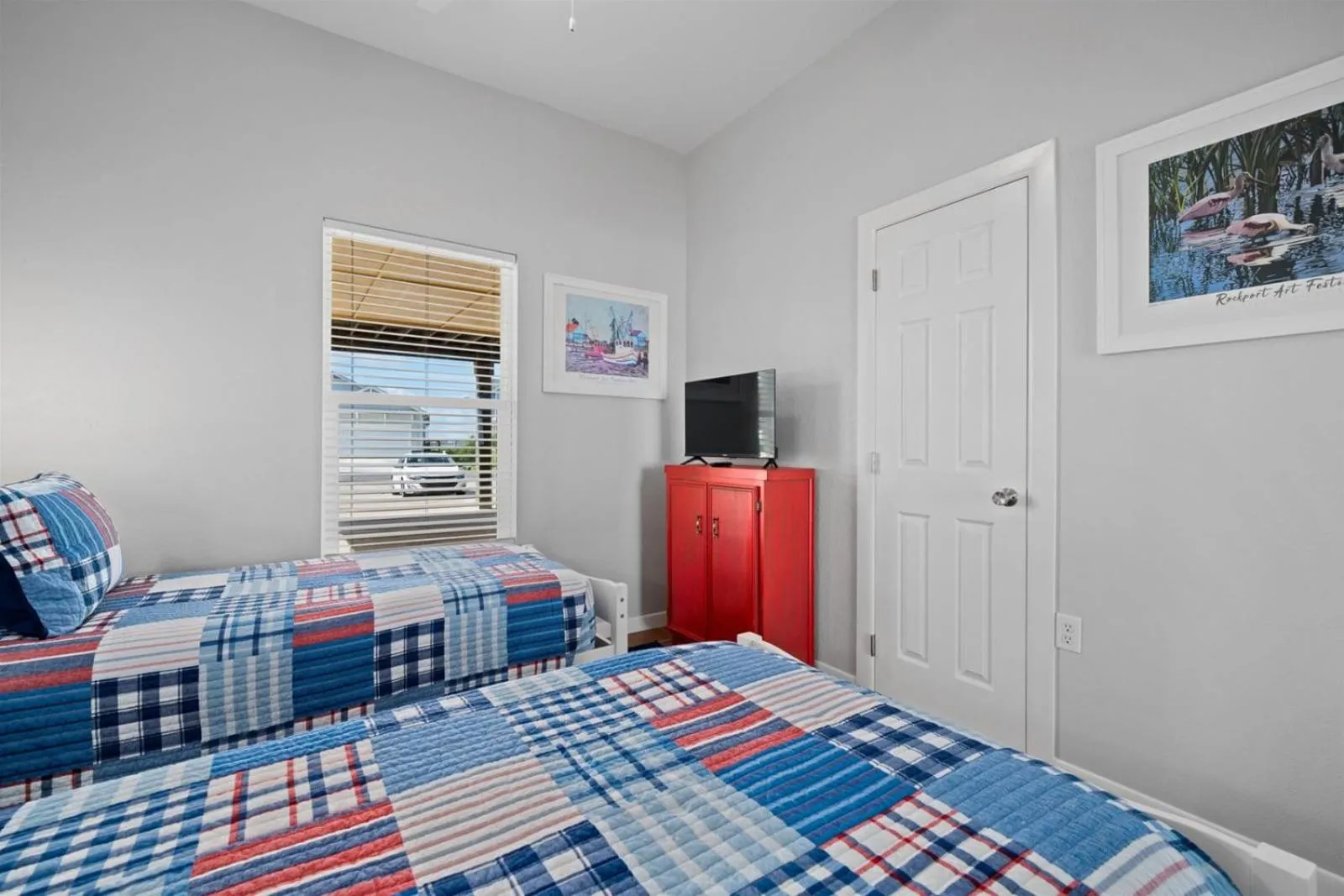 Property building, Bed in The Cats Meow