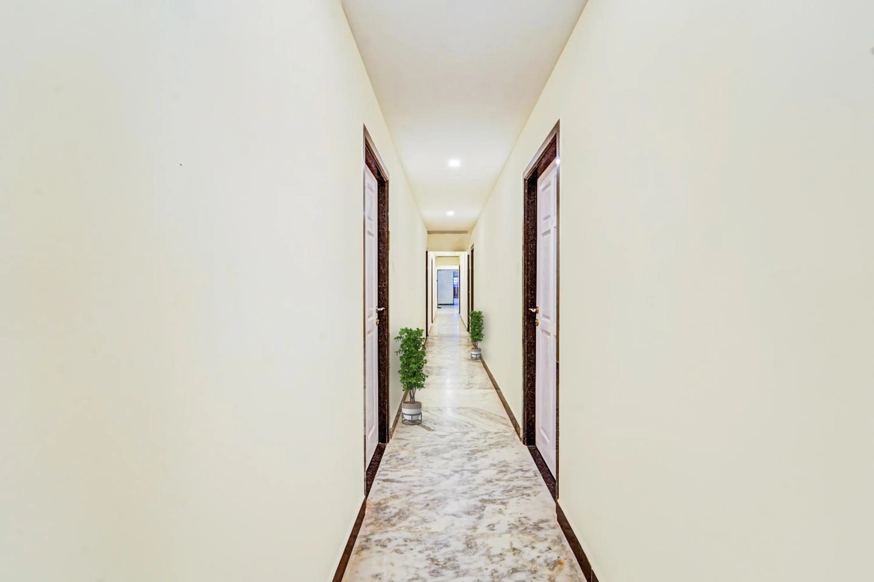 Lobby or reception in Collection O by OYO Yash Inn