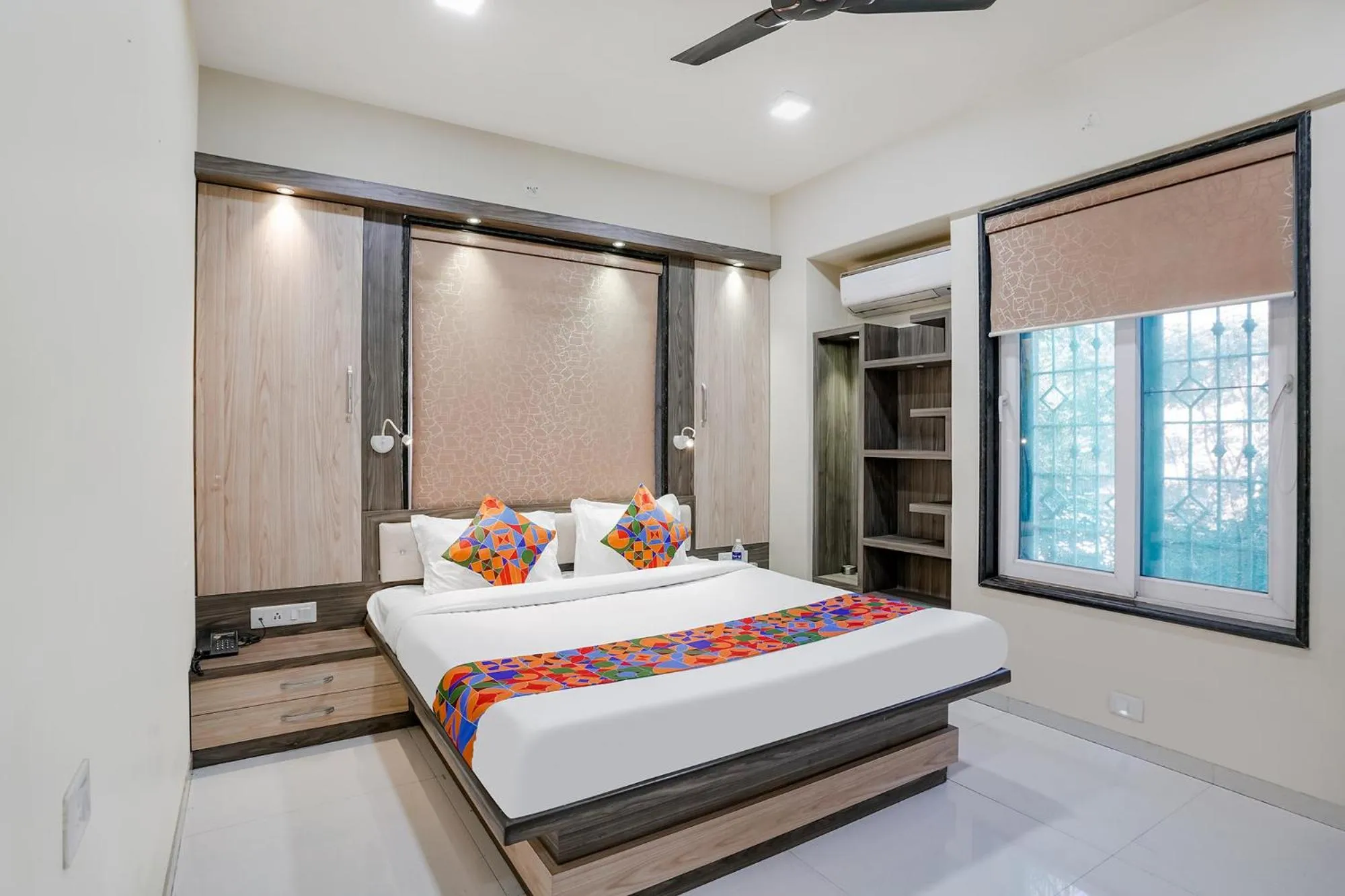 Photo of the whole room, Bed in Via Rudra Residency - Nr Medicover hospital