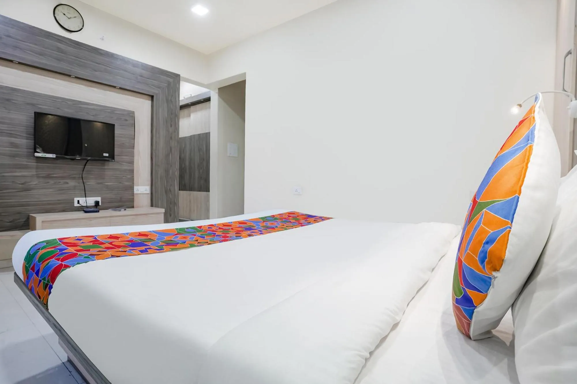 TV and multimedia, Bed in Via Rudra Residency - Nr Medicover hospital