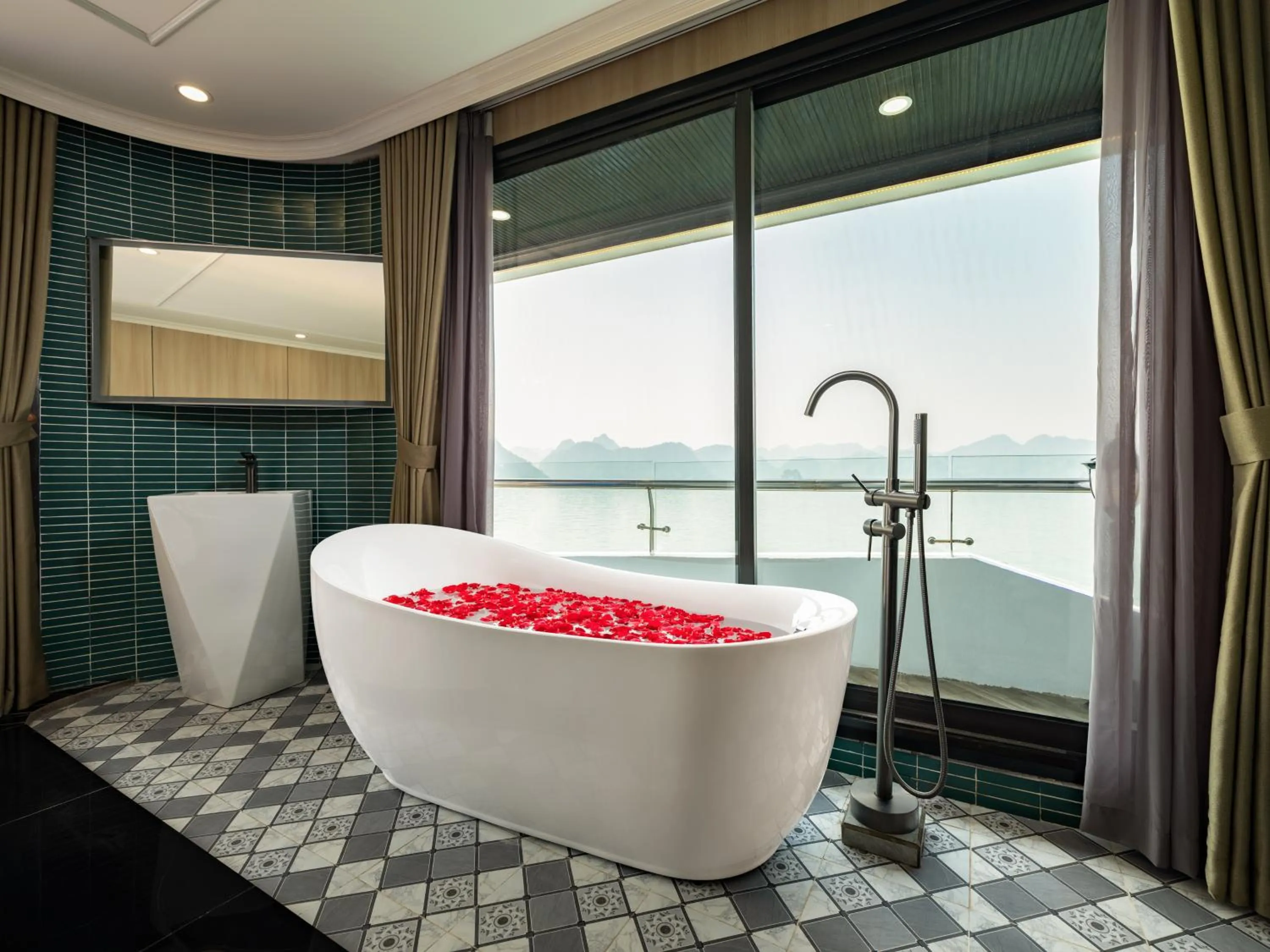 Bathroom in M'Gloria Cruise by HAG