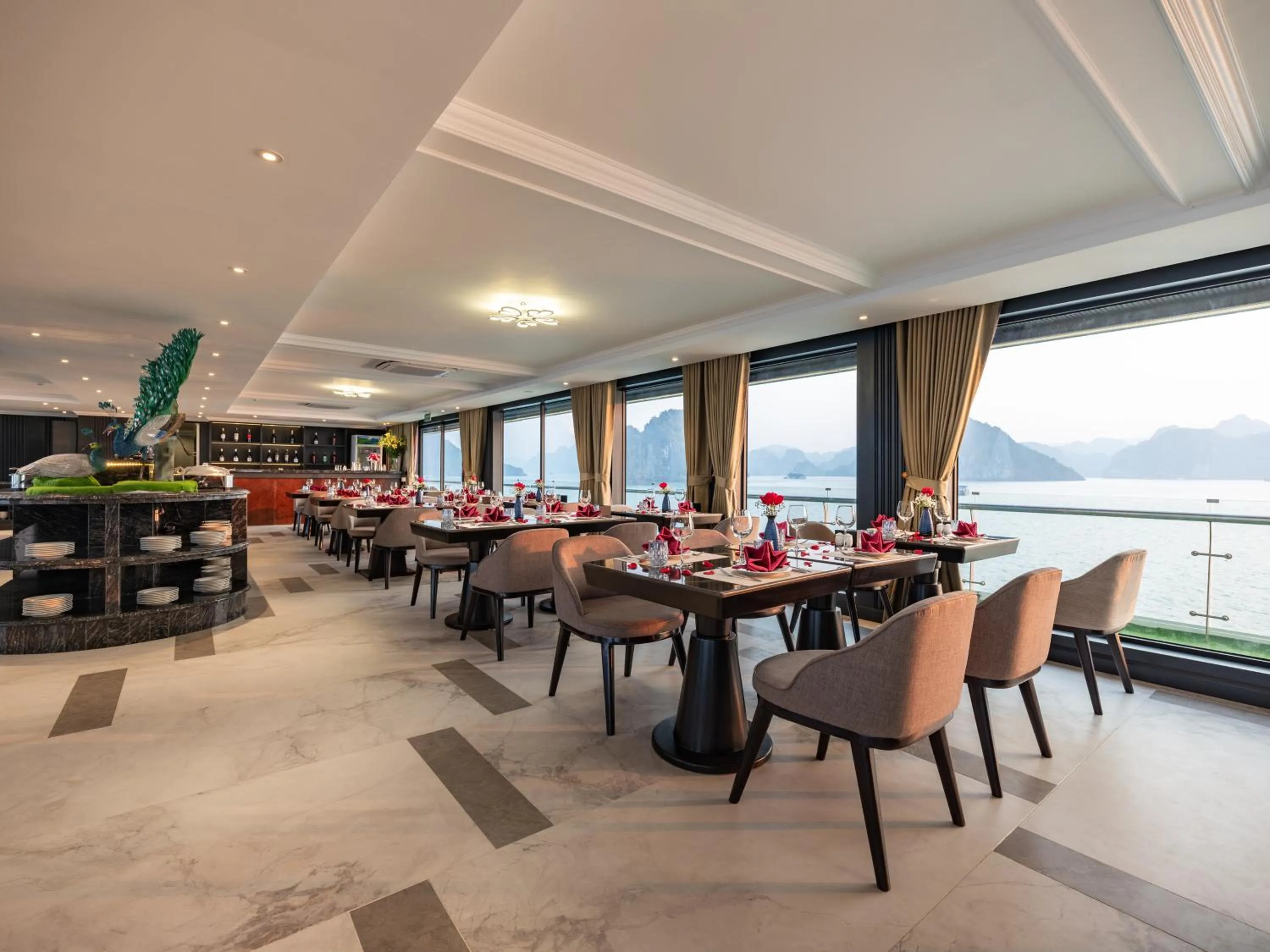 Restaurant/places to eat in M'Gloria Cruise by HAG