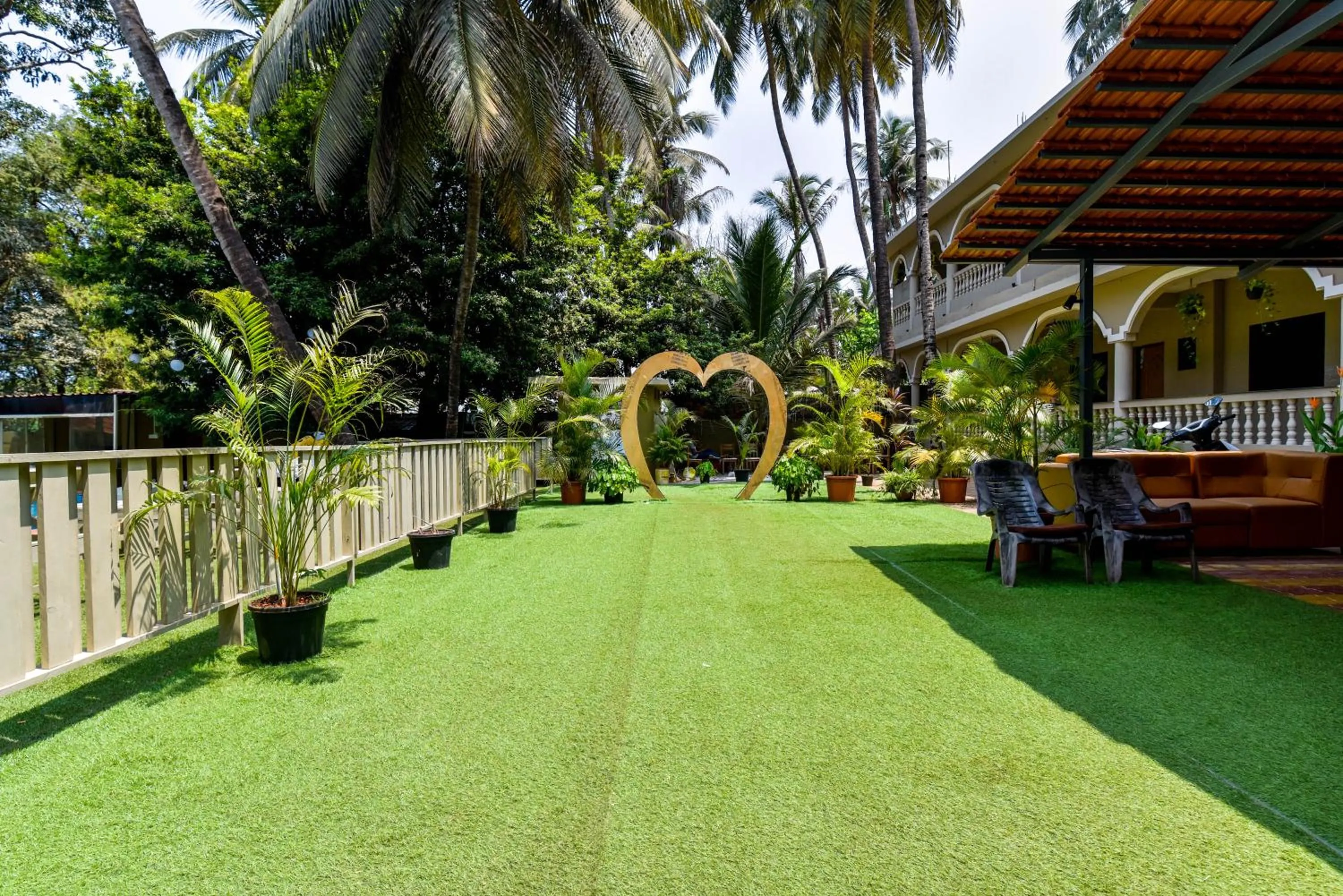 Garden in Rosa Bella Resort-TBV