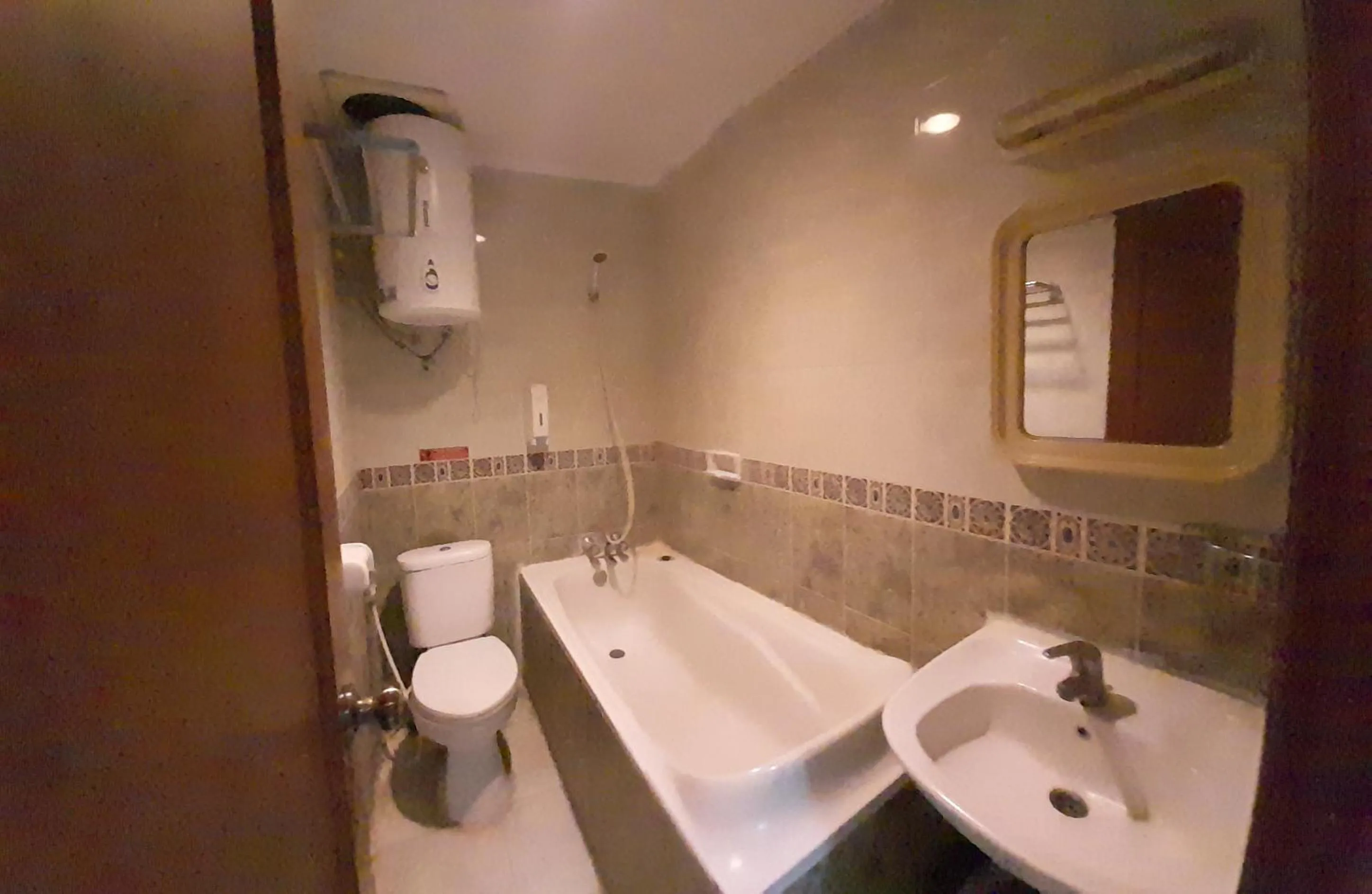 Bathroom in The Green Winotosastro Hotel Yogyakarta