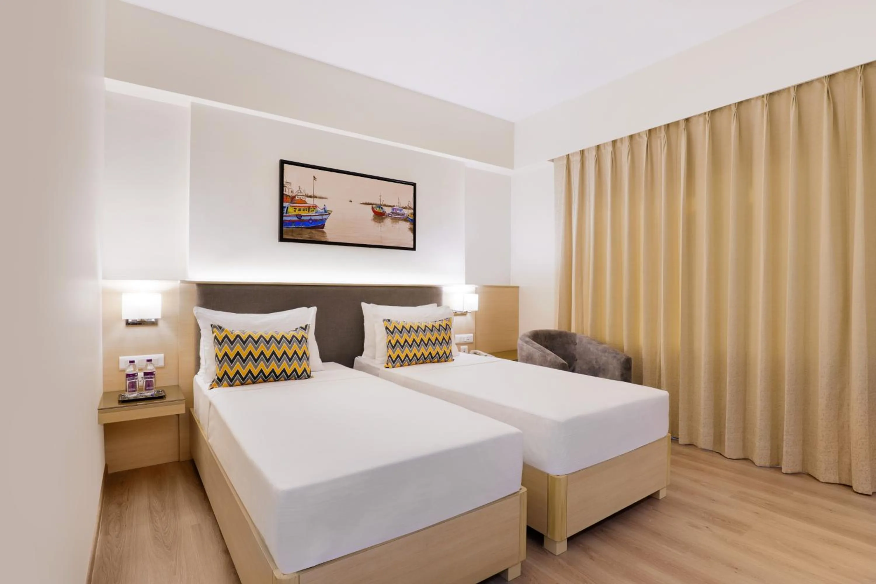 Bed in Keys Lite By Lemon Tree Hotels Sreekanya