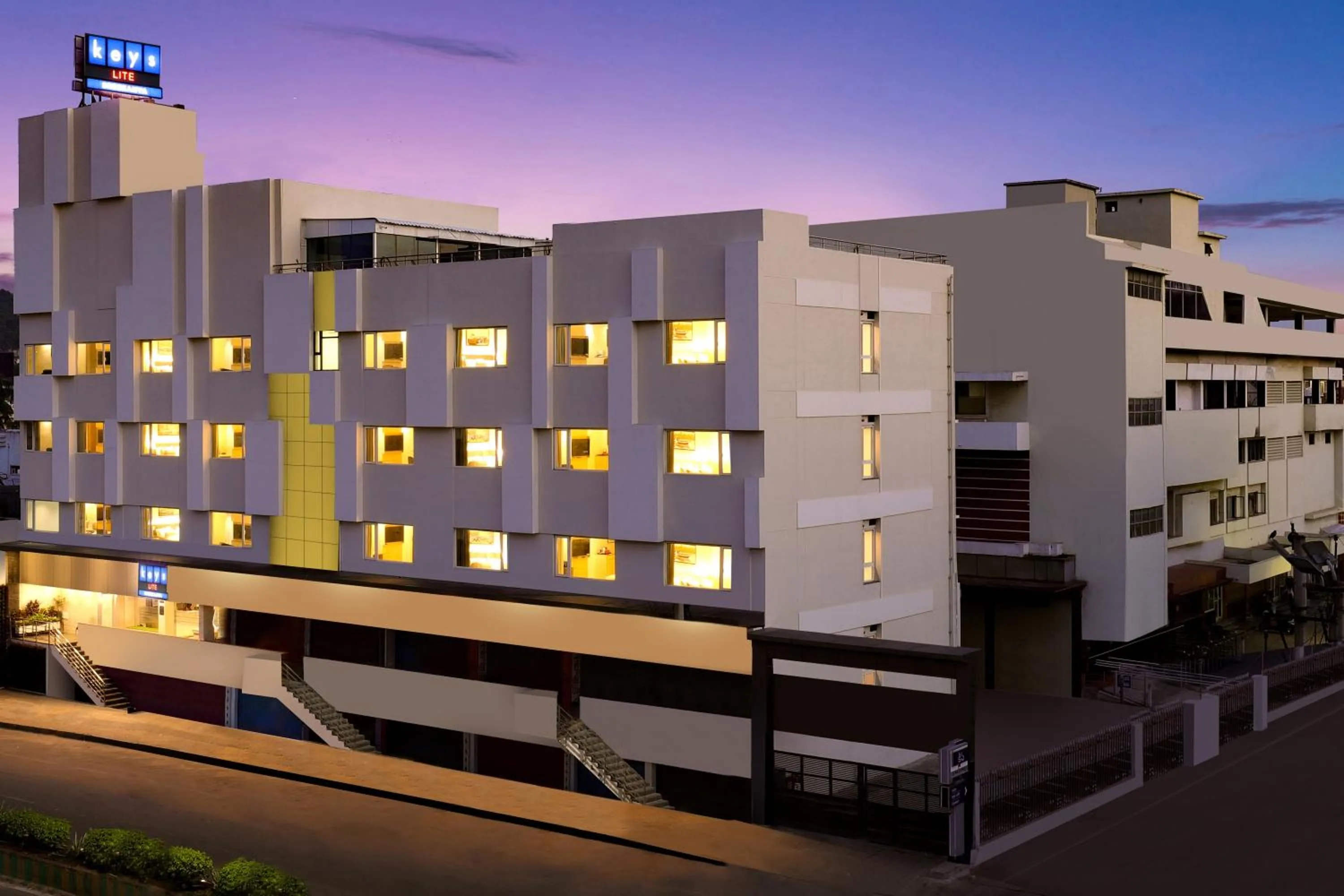 Property building in Keys Lite By Lemon Tree Hotels Sreekanya