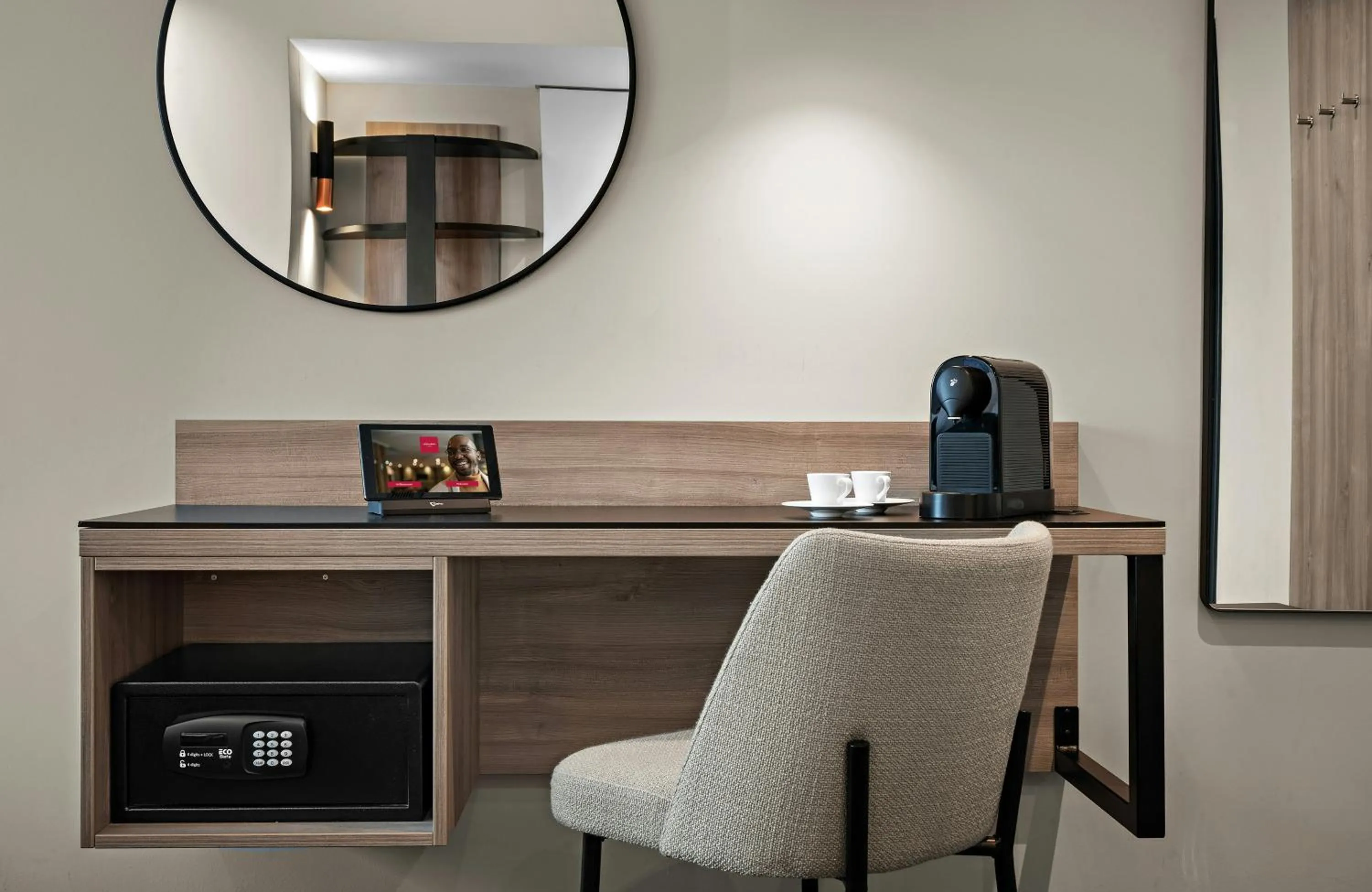 Photo of the whole room in Leonardo Hotel Vienna City West