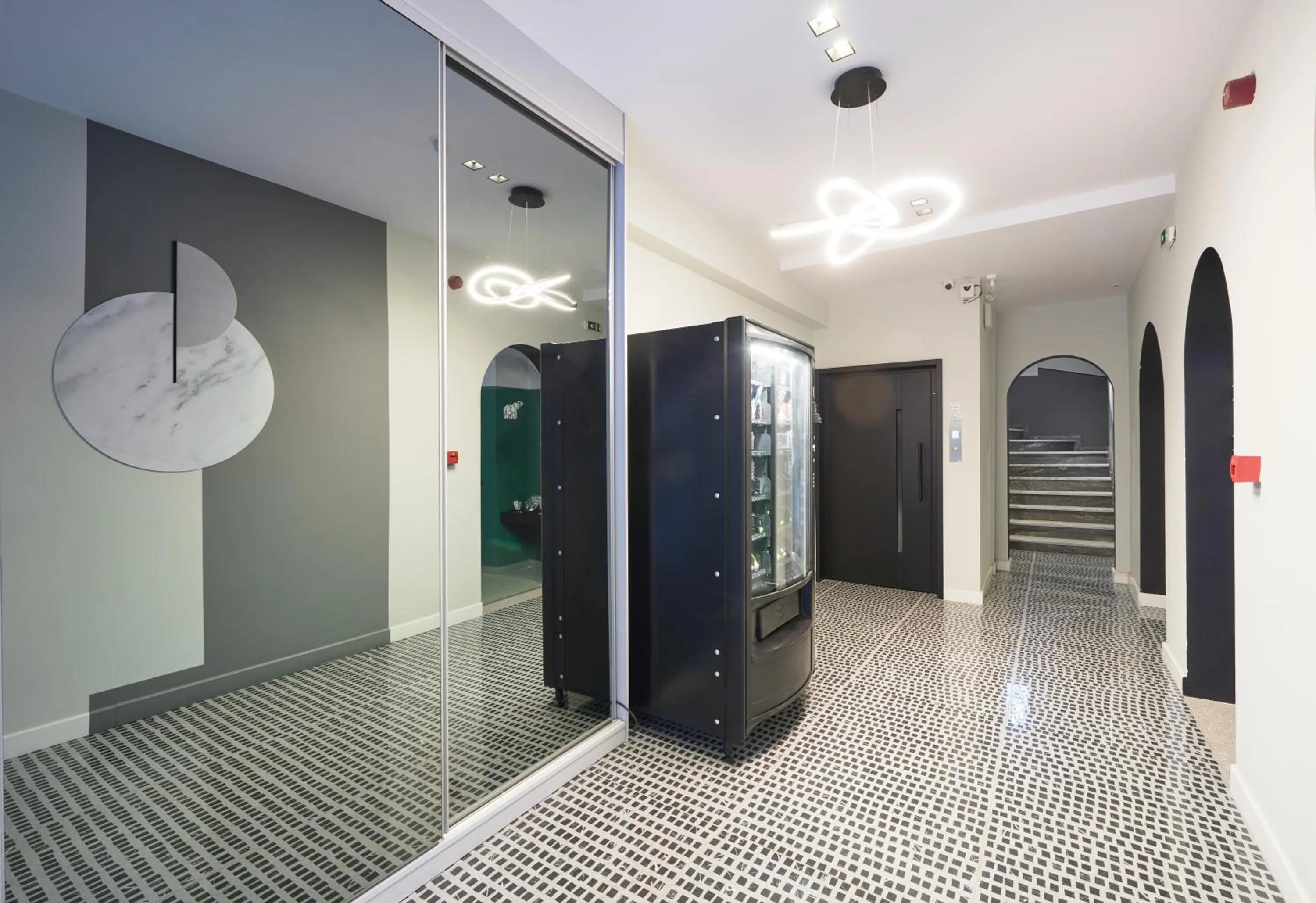 Area and facilities in Urban Elephant Suites