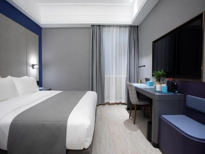 LanOu Hotel Jingzhou East Gate of Ancient City Wanda Plaza