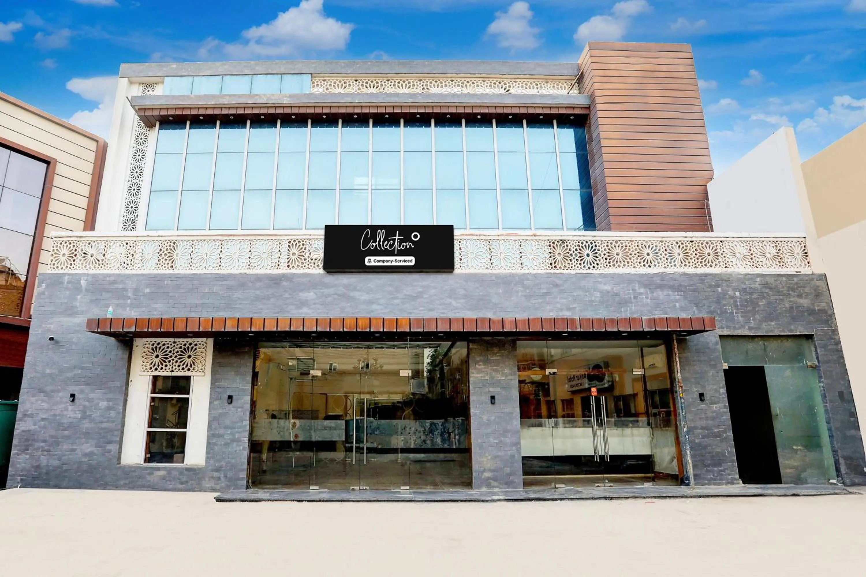 Facade/entrance in Super Collection O Alwar formerly Hotel Ashoka