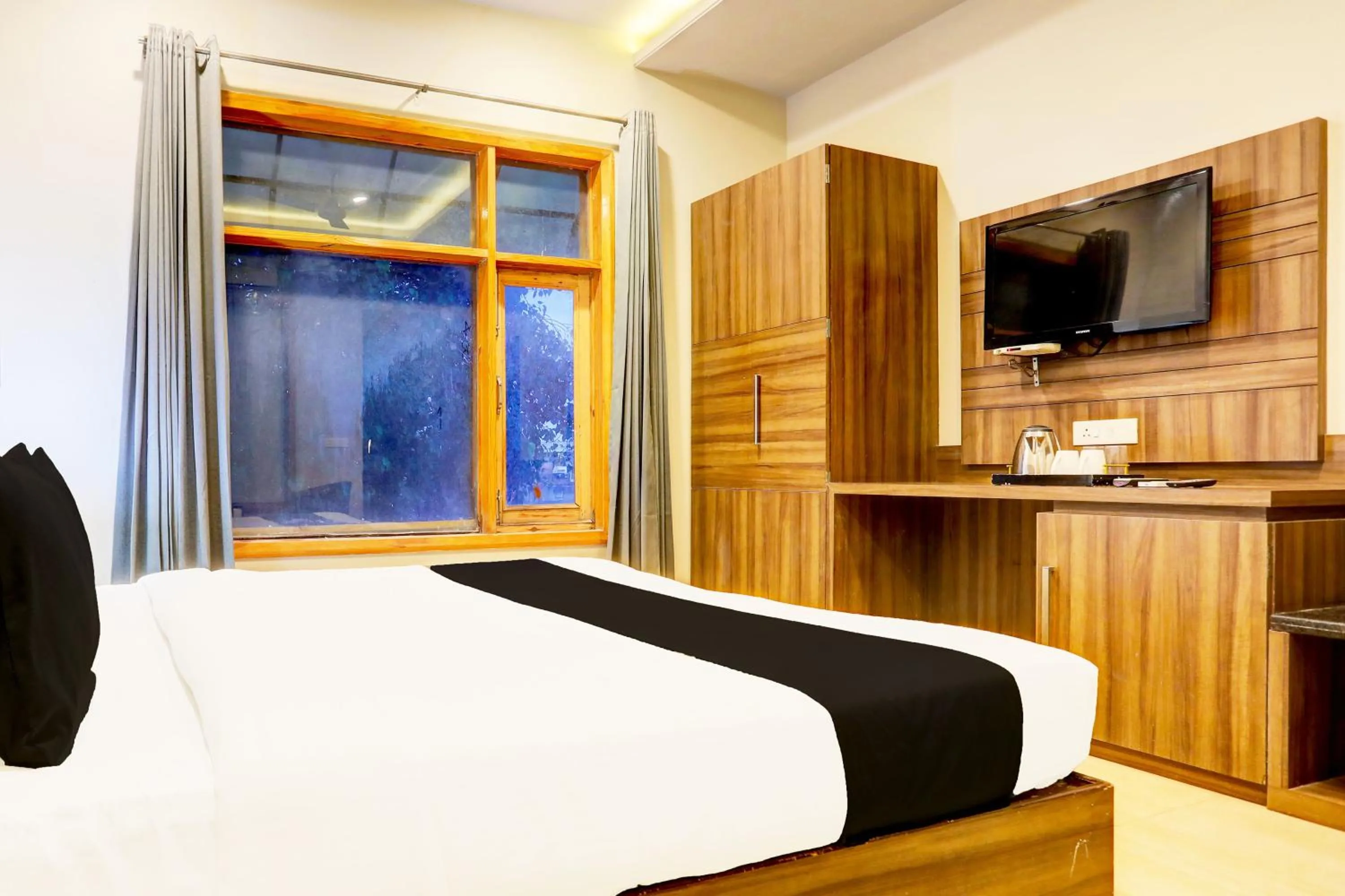 Bedroom, Bed in Super Collection O Alwar formerly Hotel Ashoka