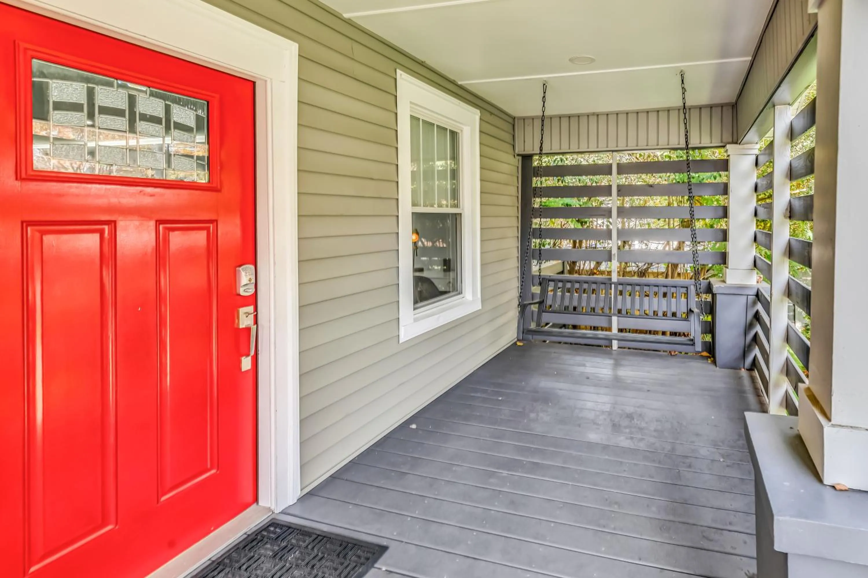 Facade/entrance in Luxury 3BR House in Charlotte