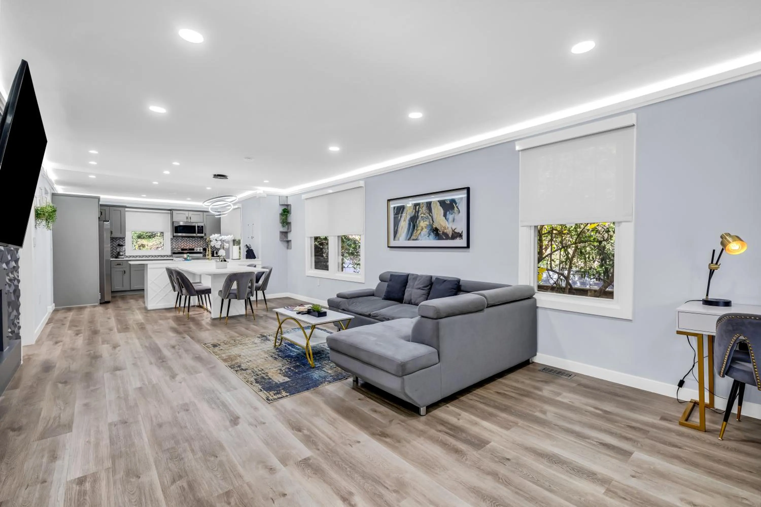 Living room in Luxury 3BR House in Charlotte