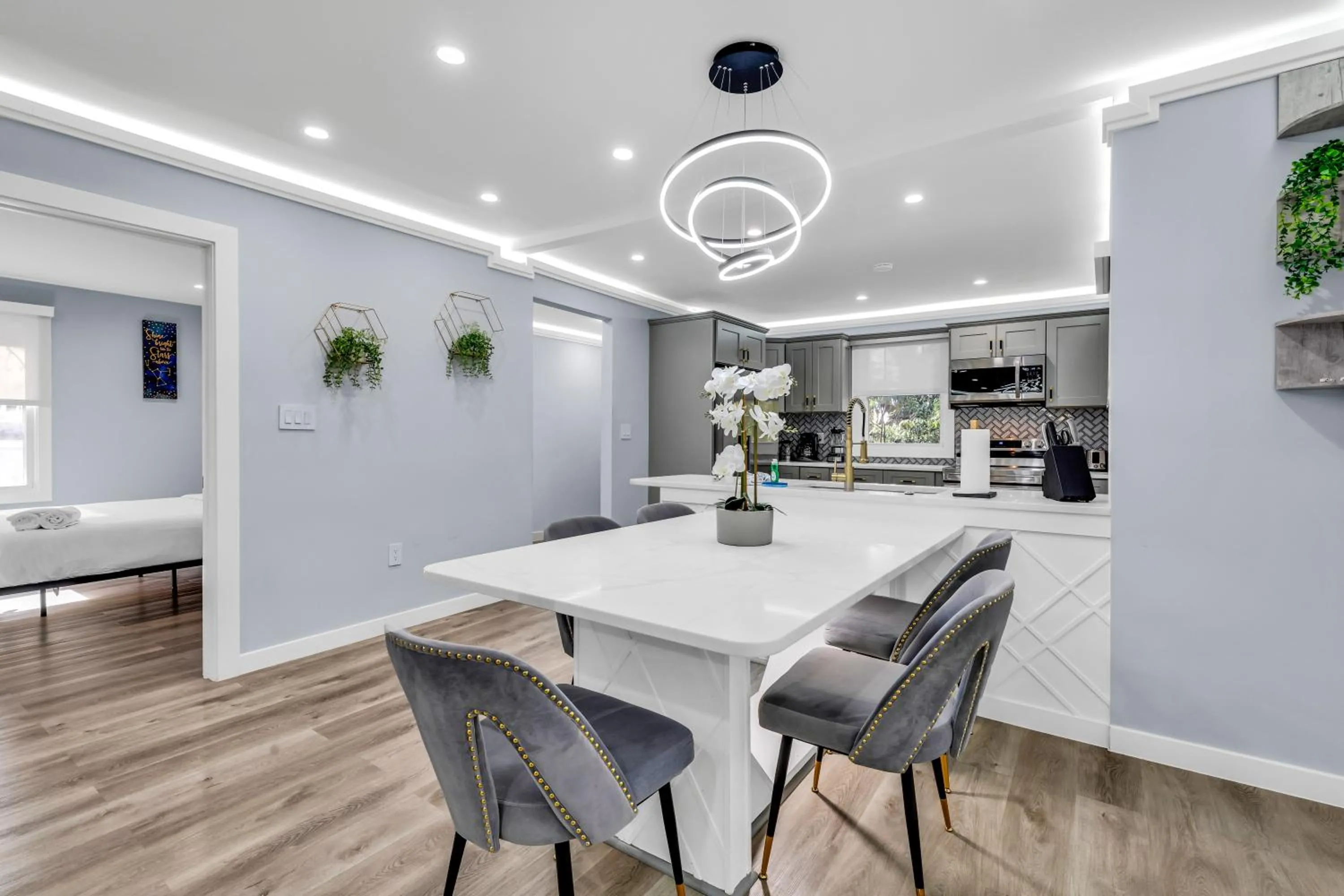 Dining area in Luxury 3BR House in Charlotte
