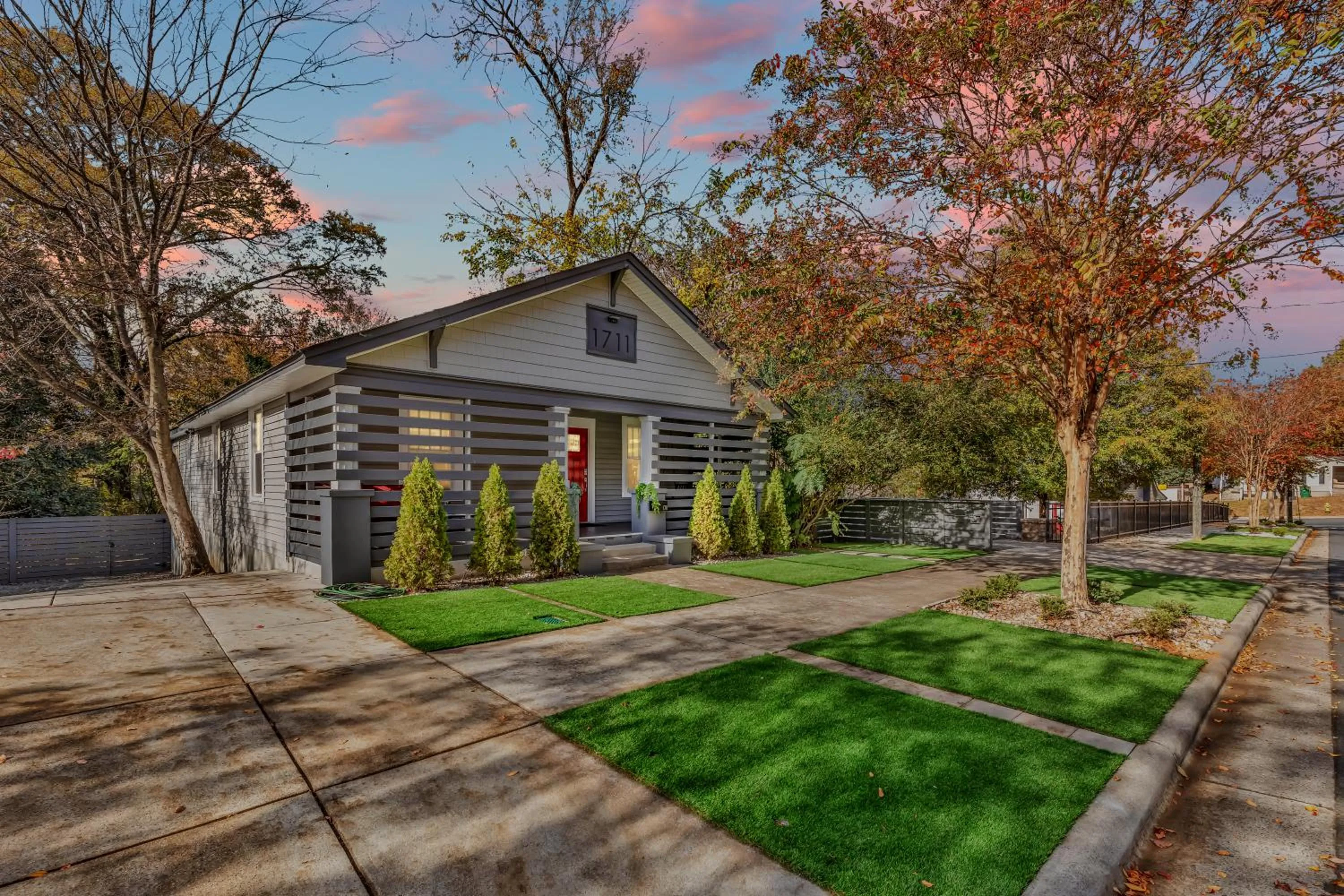 Property building in Luxury 3BR House in Charlotte