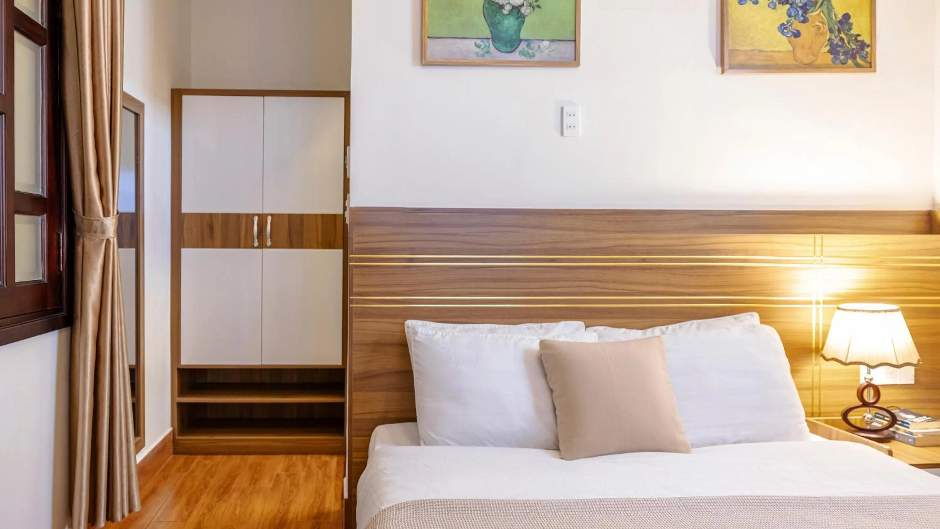 Photo of the whole room, Bed in Le Gia Hotel