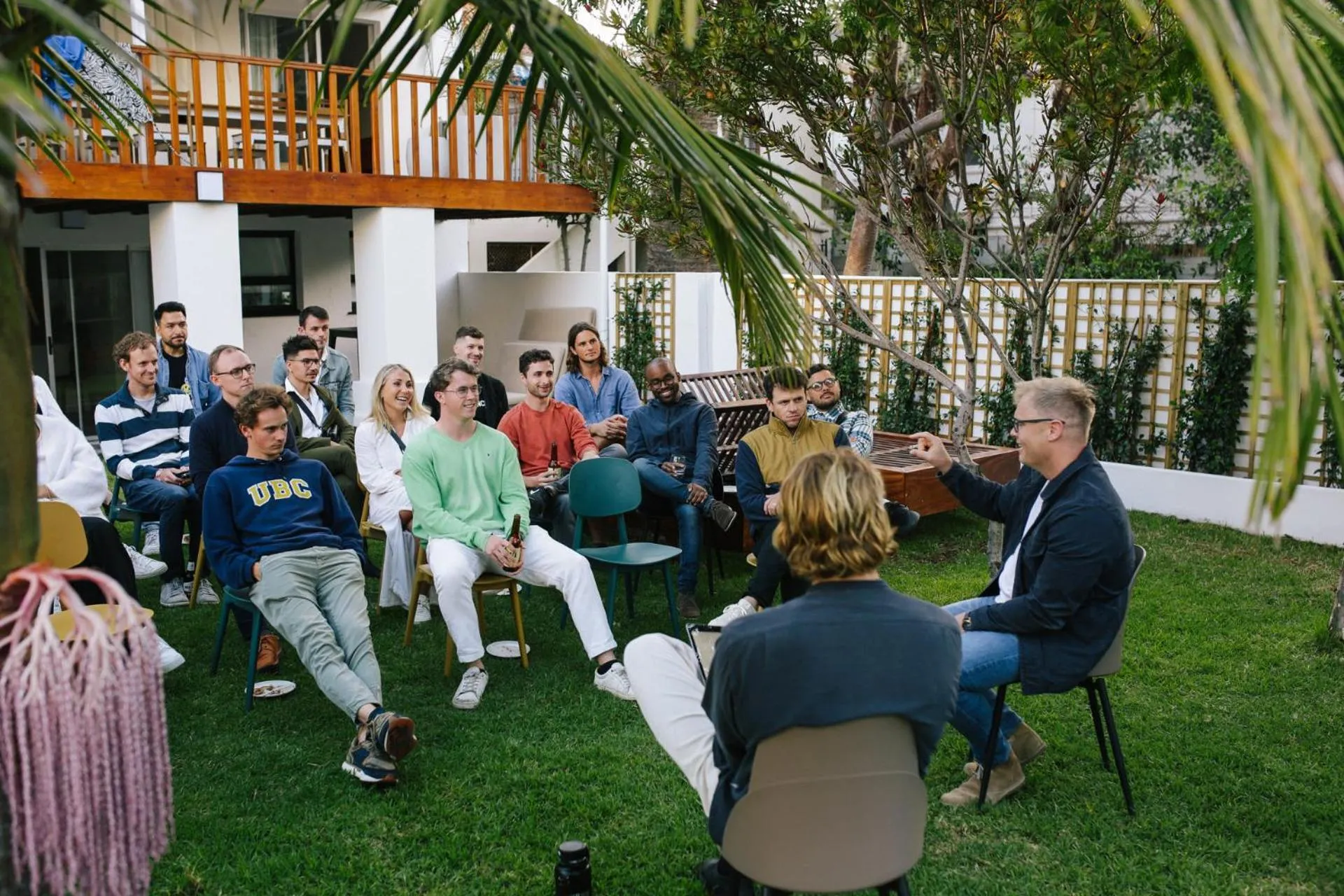 People in Neighbourgood Hill