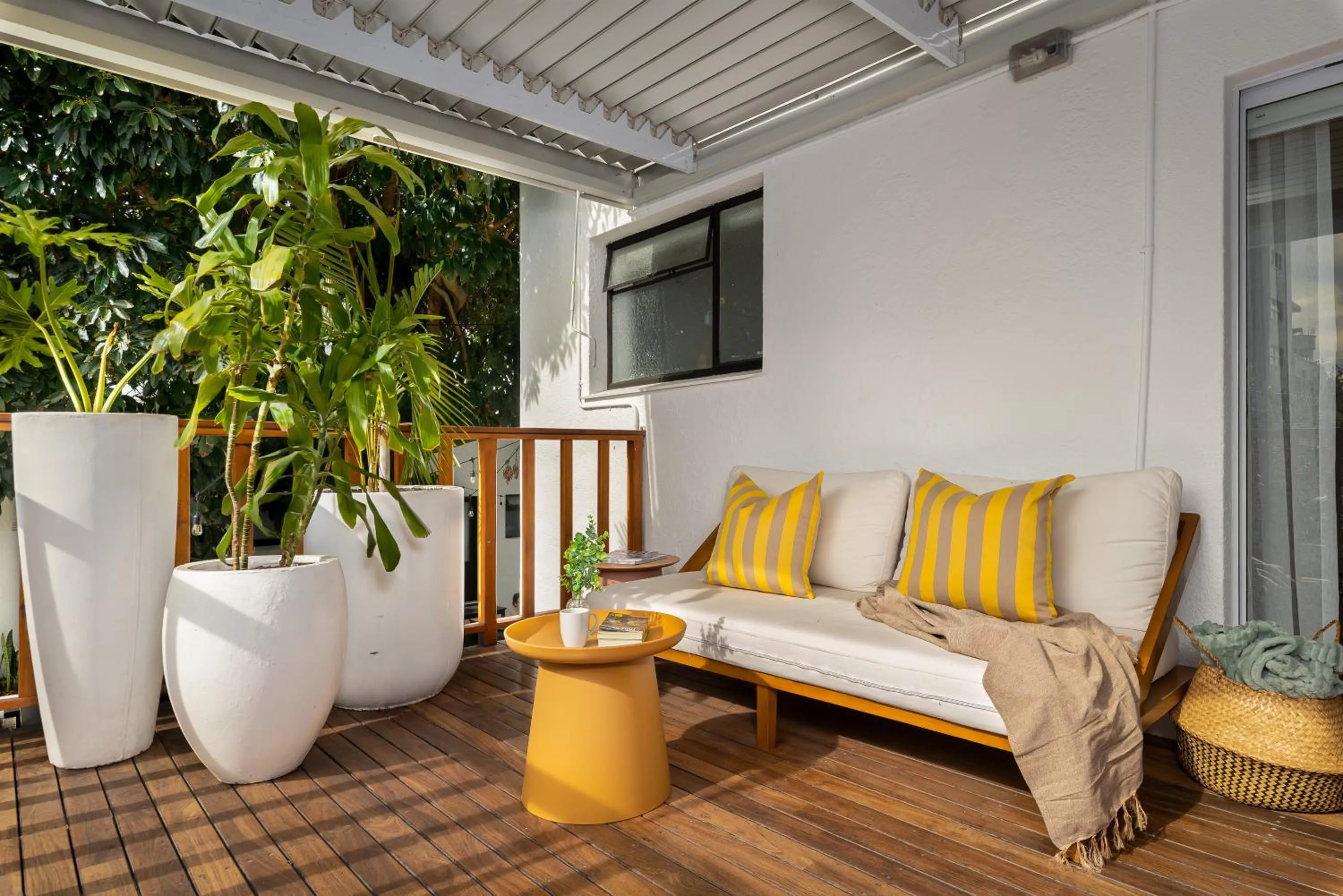 Balcony/Terrace in Neighbourgood Hill