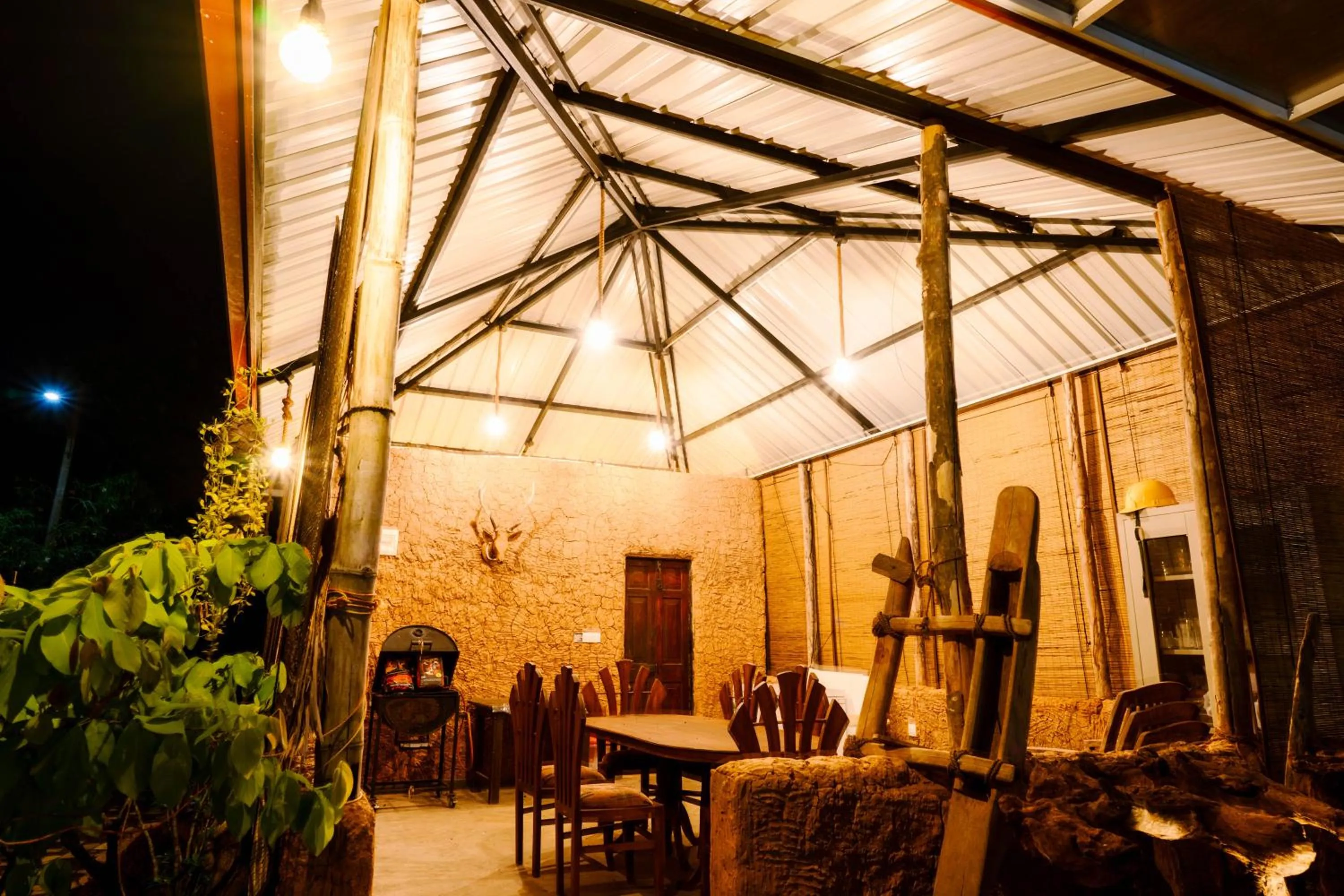 Breakfast in Savenndra Resorts