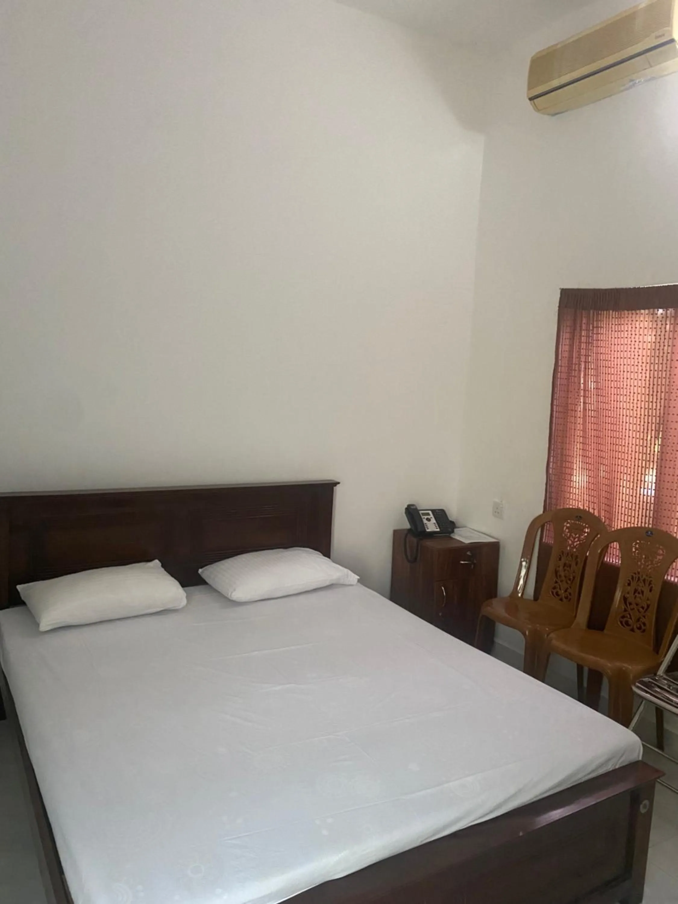 Seating area, Bed in Savenndra Resorts