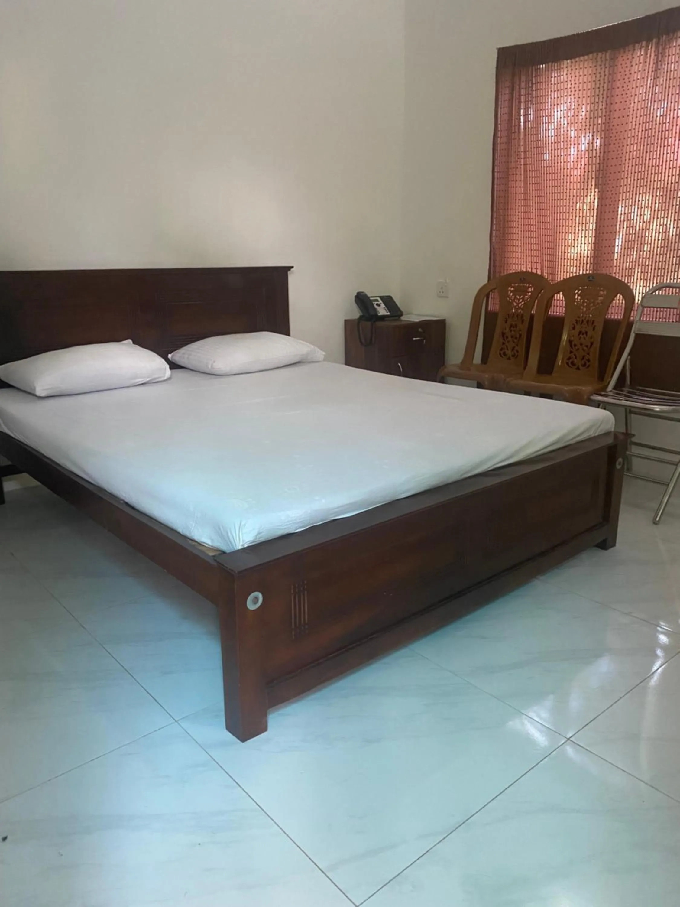 Photo of the whole room, Bed in Savenndra Resorts
