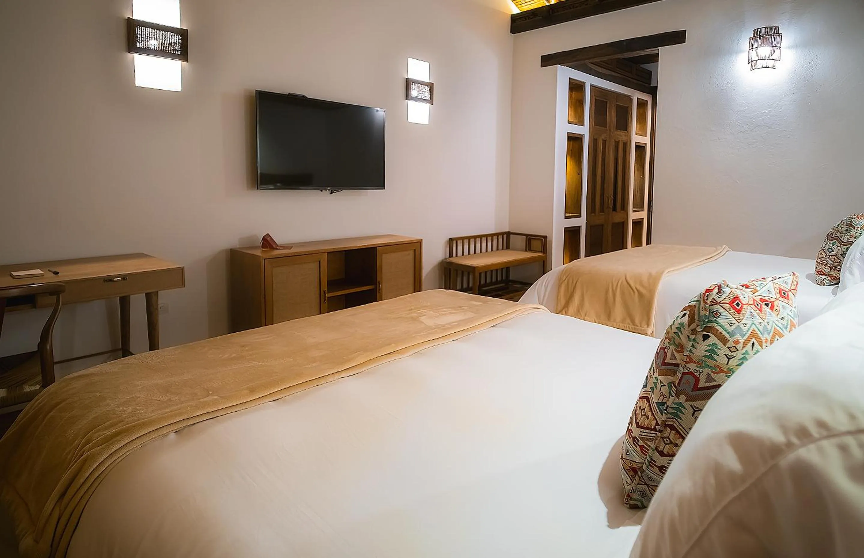 Seating area, Bed in Hotel Casa Alcestre